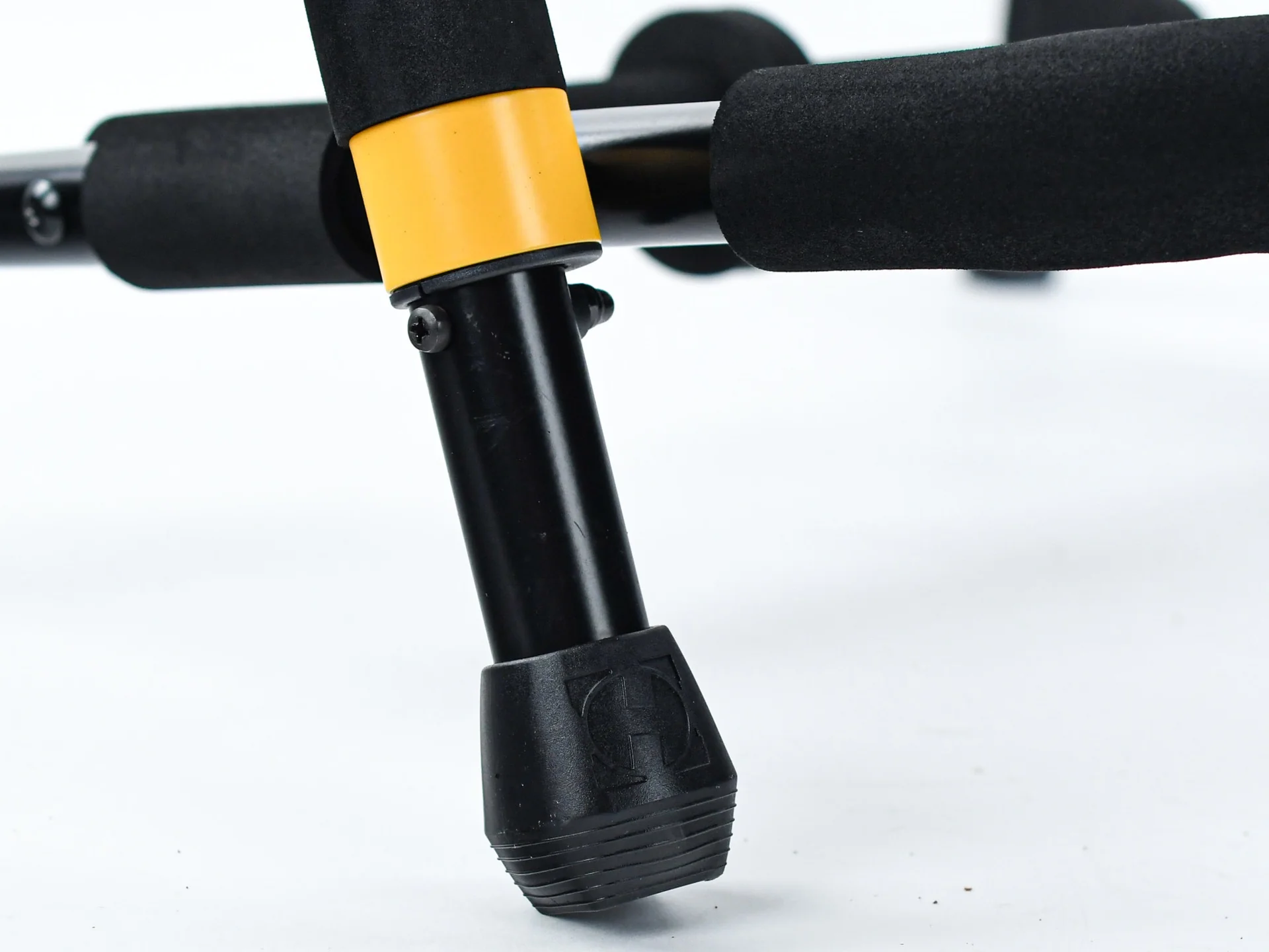 Hercules GS523B 3-Guitar Stand - Image 4