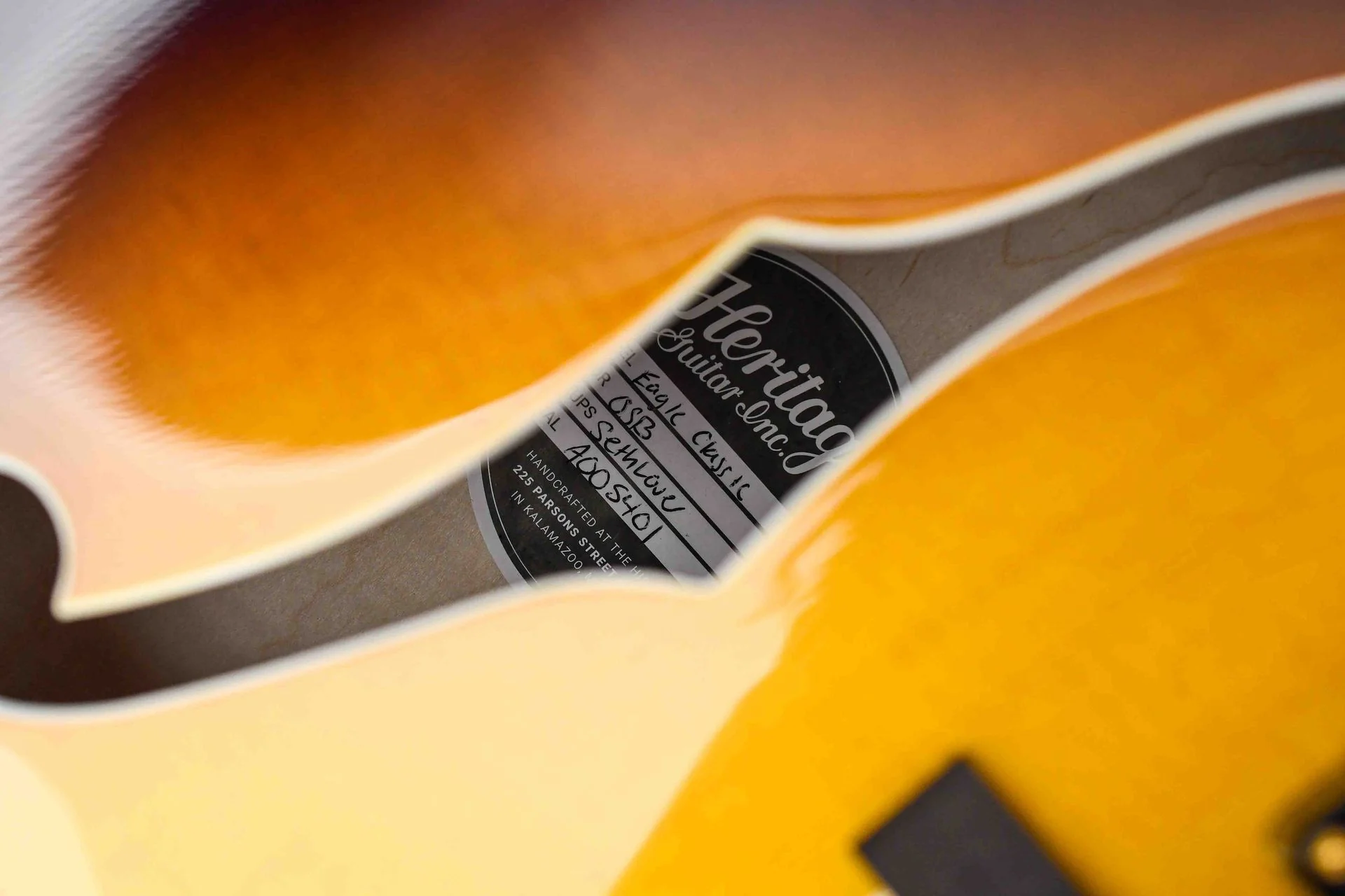 Heritage Eagle Classic Original Sunburst - Image 13