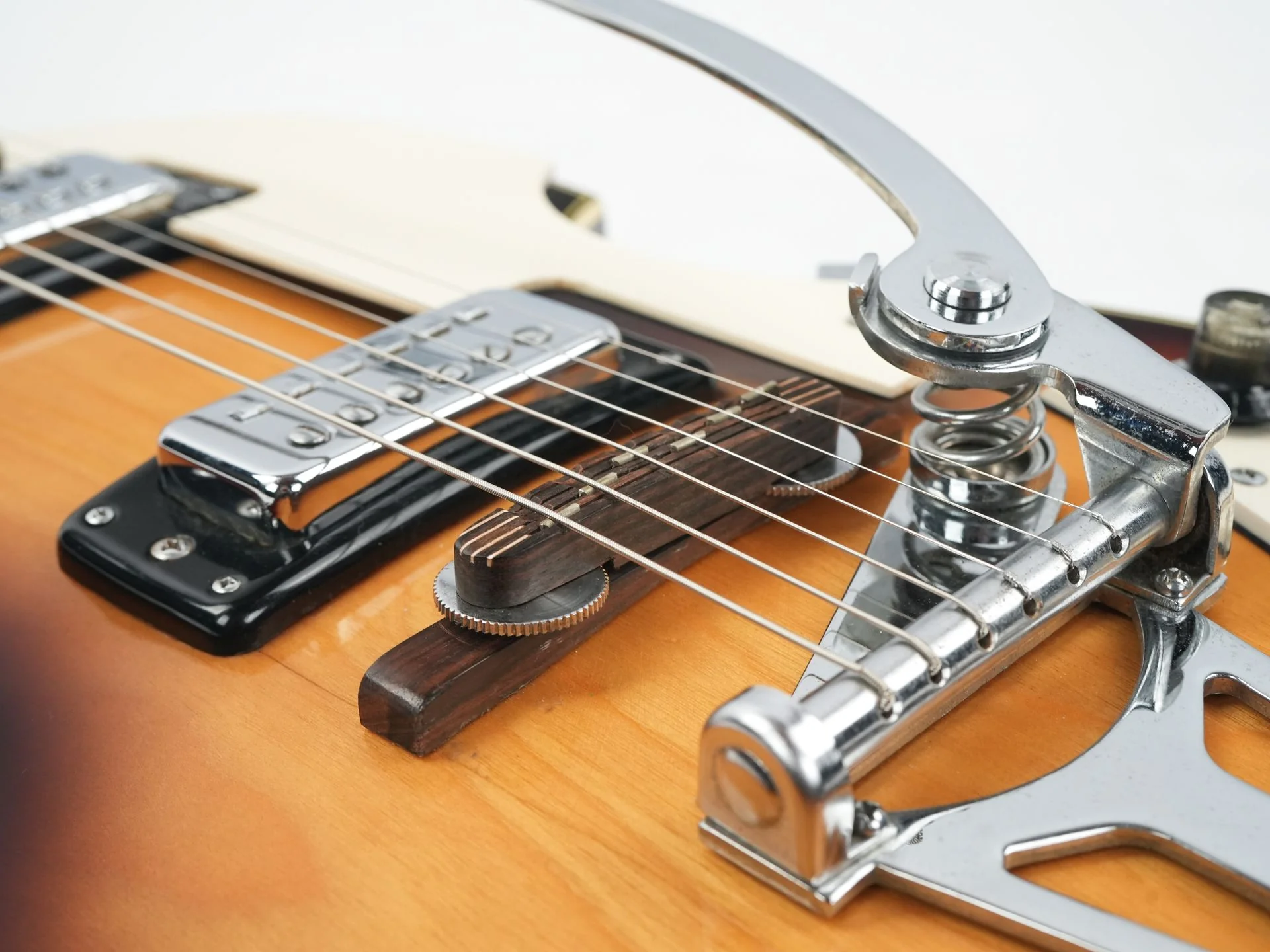 Hofner 500/1 Violin Bass 1968 with Apollo Matching Guitar - Image 10