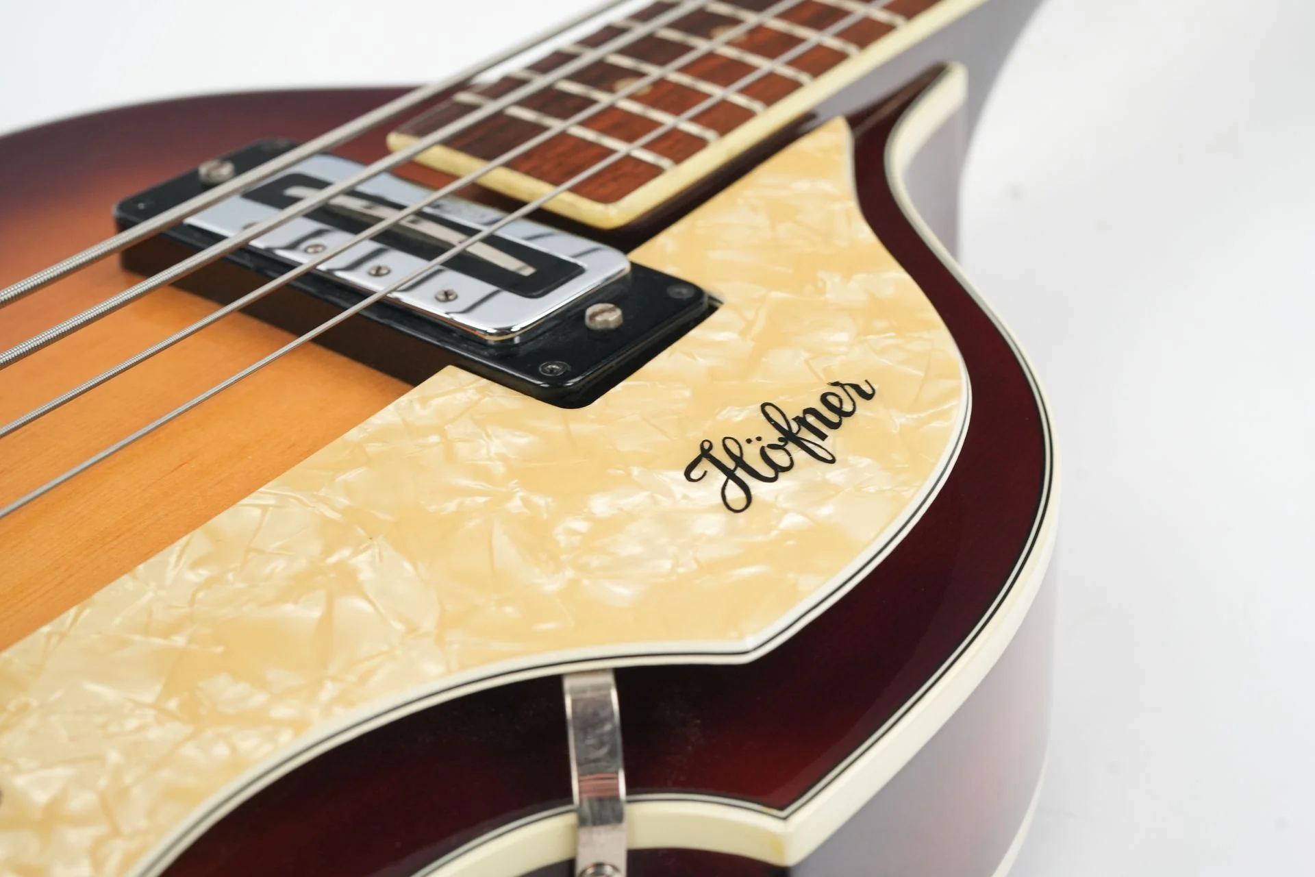 Hofner 500/1 Violin Bass 1968 with Apollo Matching Guitar - Image 21