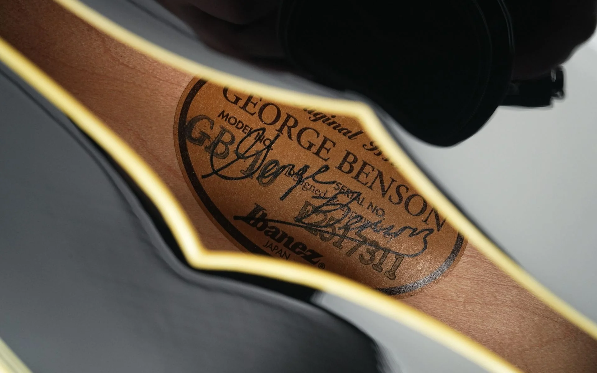 Ibanez GB10 George Benson Black - Image 11
