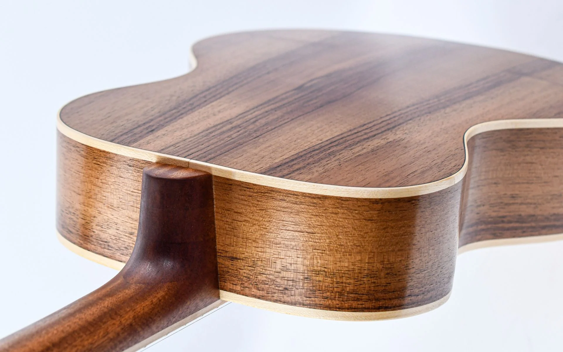 Kalli Tucka OM Lebanon Cedar - Image 9