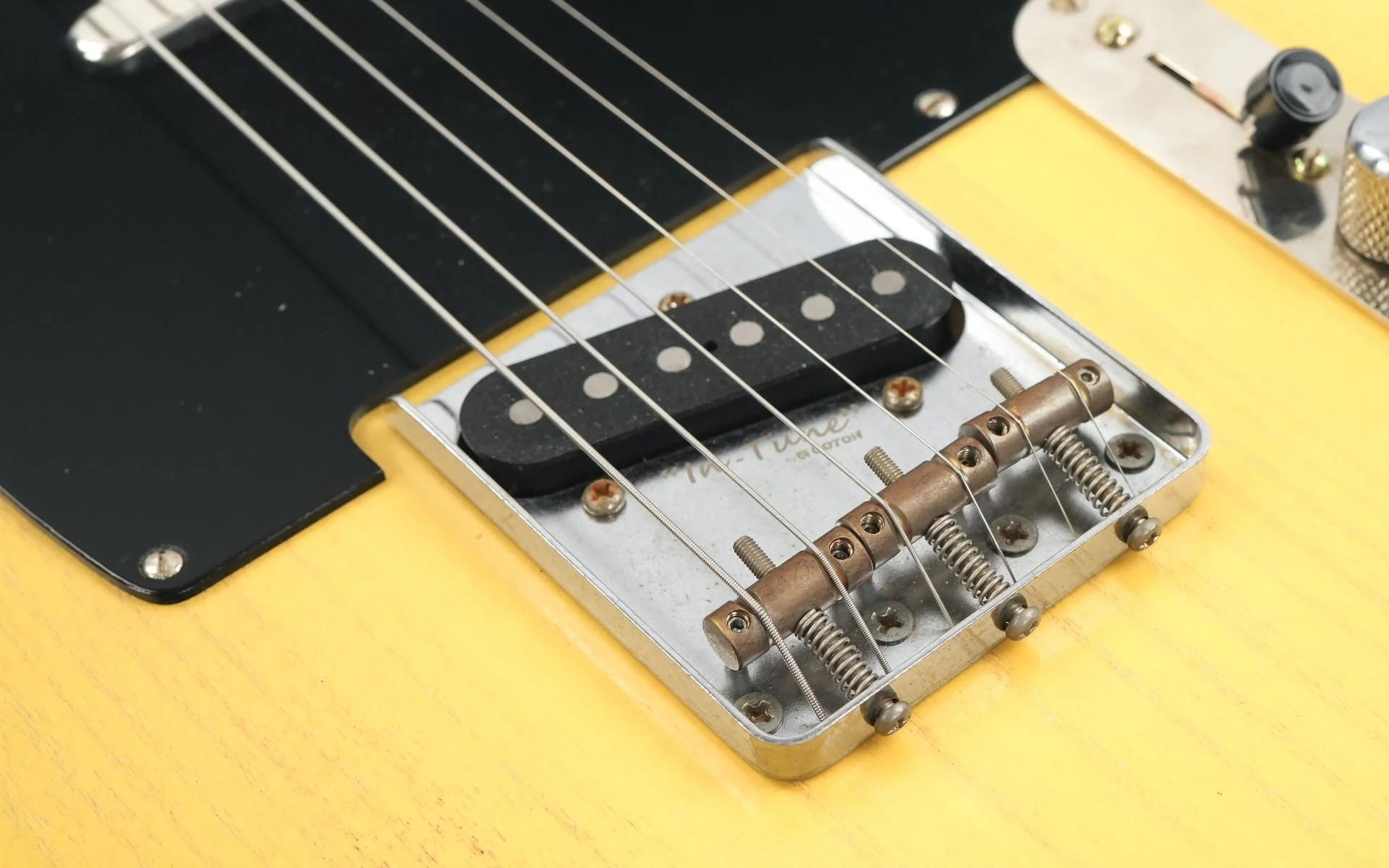 Kauffmann 56 T Paulownia Butterscotch Blonde Light Aged - Image 7