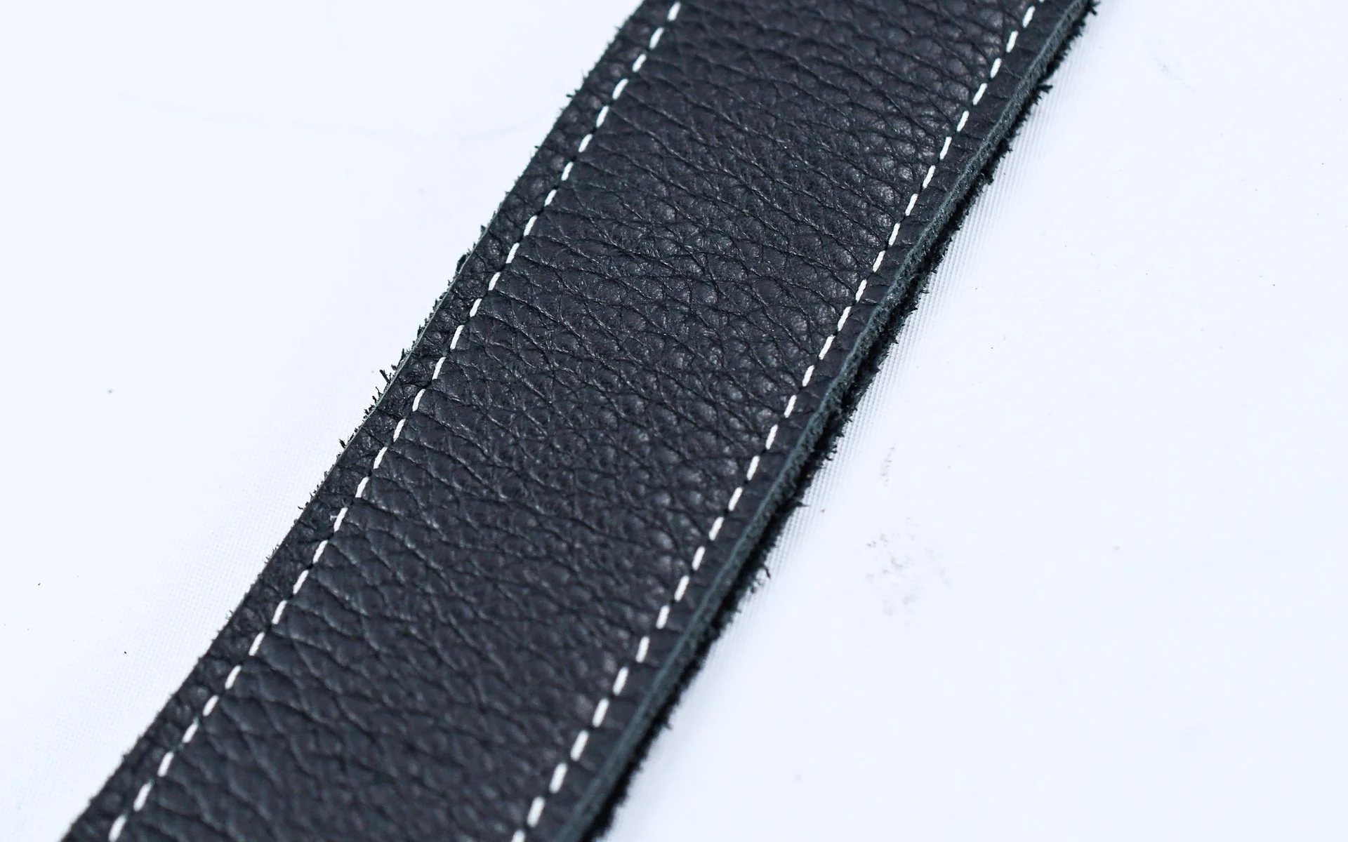 Levy's M29 Ergonomic Bass Strap Black - Image 4