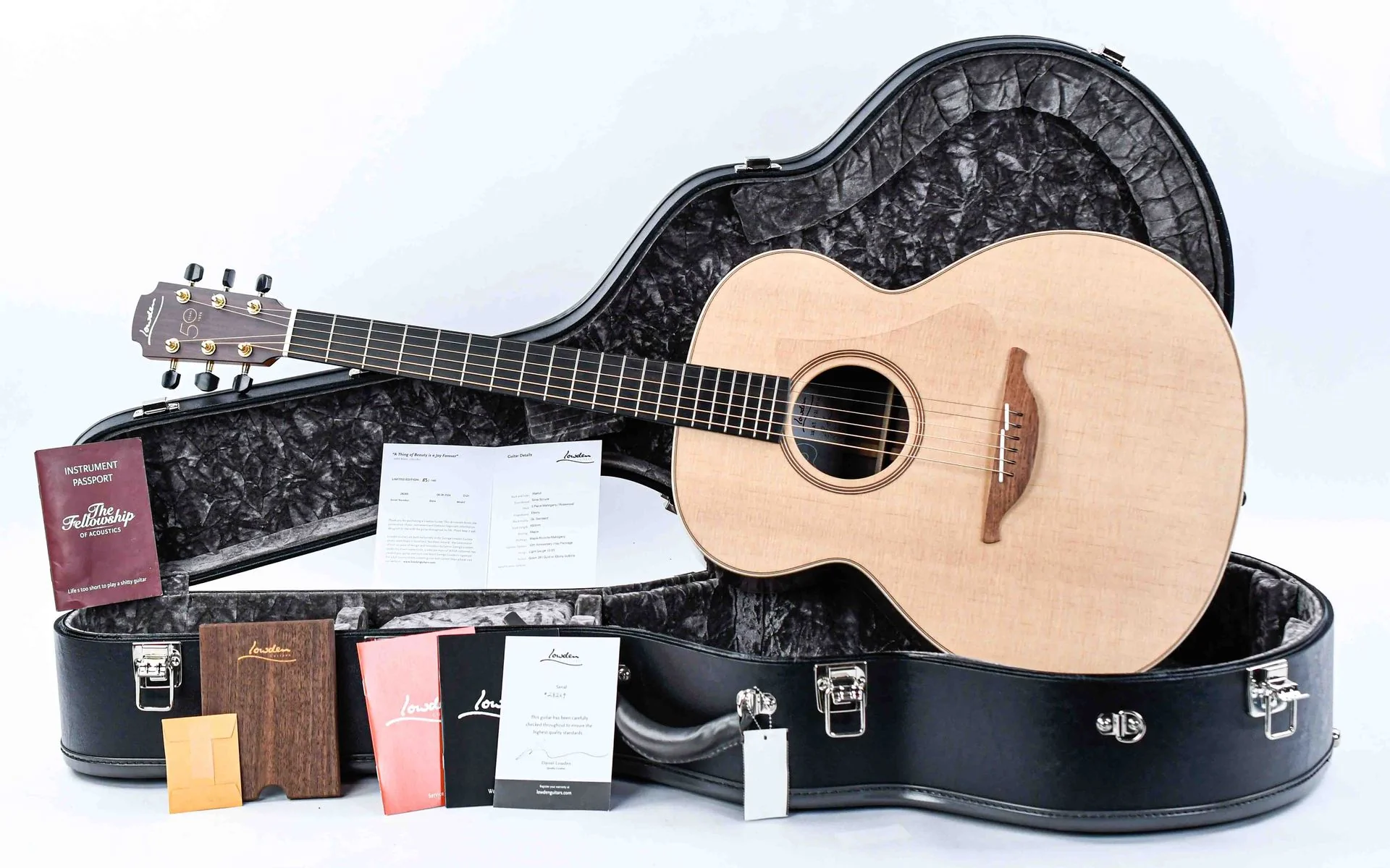 Lowden 50th Anniversary O21 Walnut Sitka Spruce - Image 3