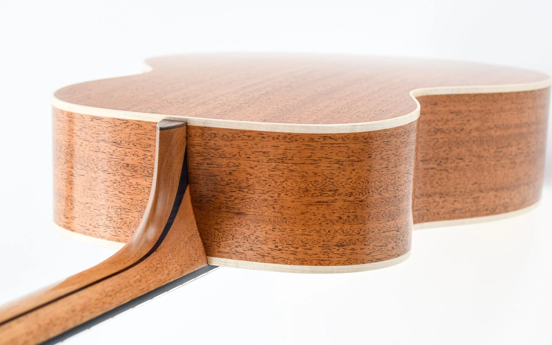 Lowden O20 Mahogany Sitka Spruce - Image 9