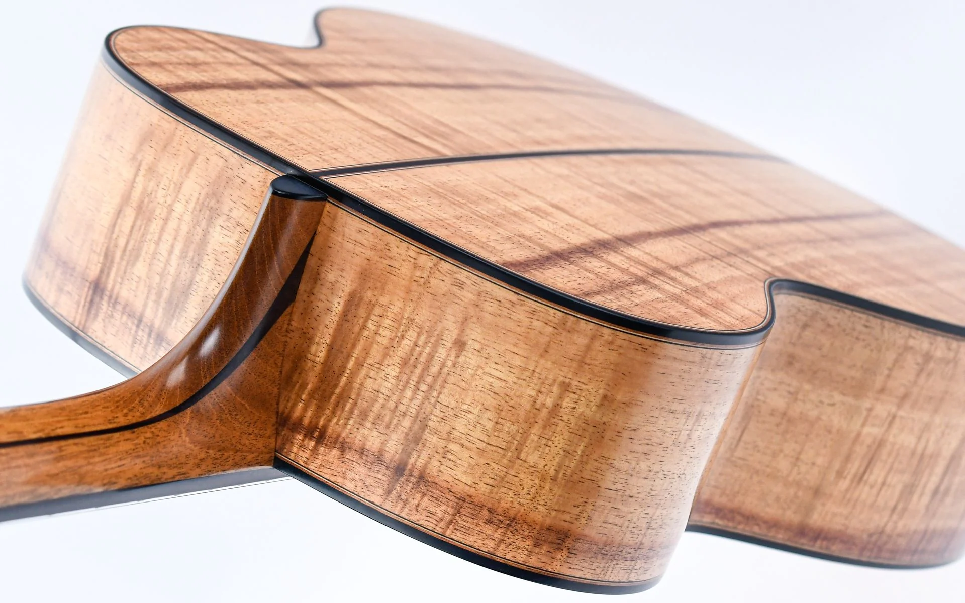 Lowden O50 All Mastergrade Koa 2022 - Image 9