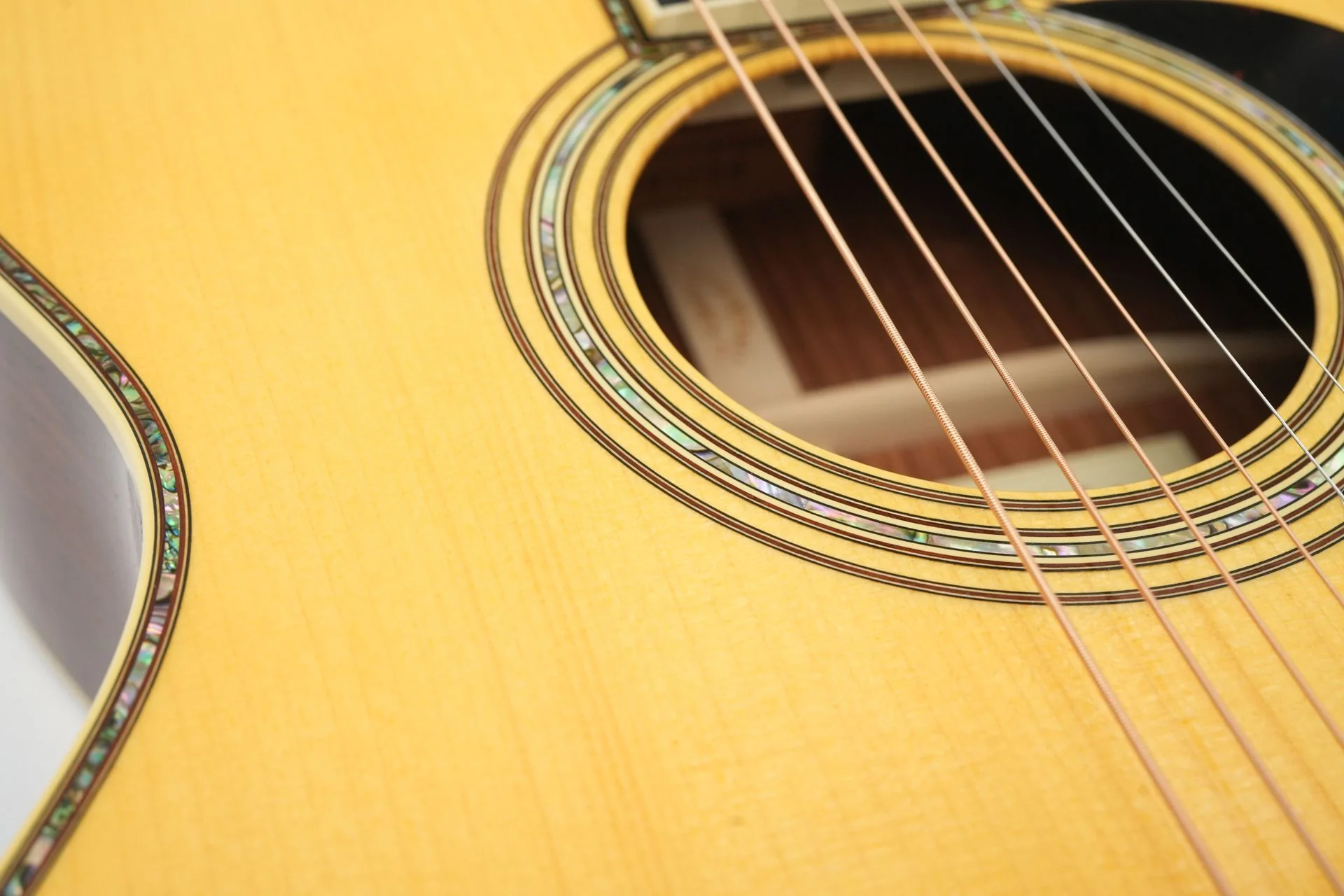 Martin 000-42EC 30th Anniversary - Image 11