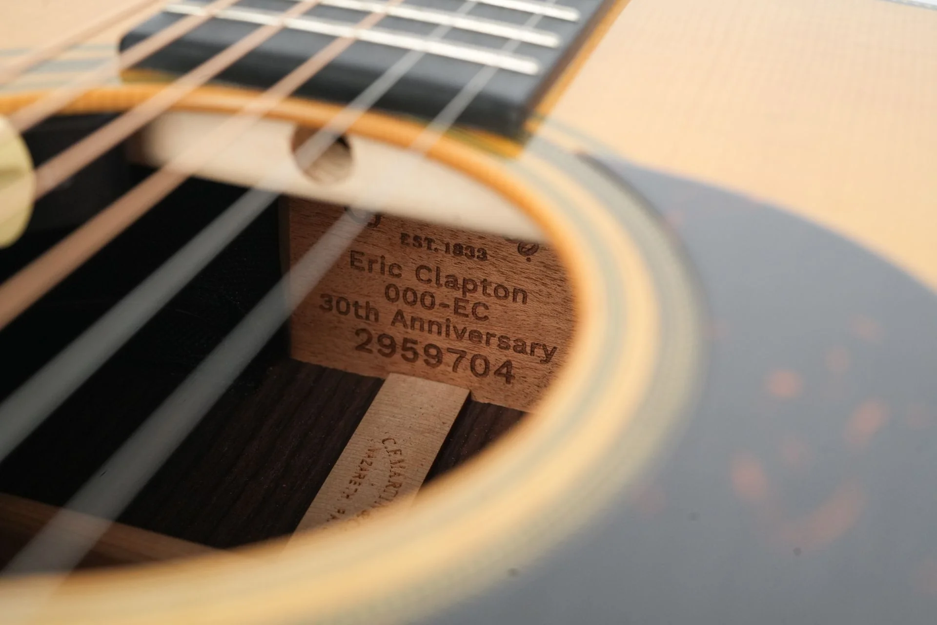 Martin 000-EC 30th Anniversary 2025 - Image 12