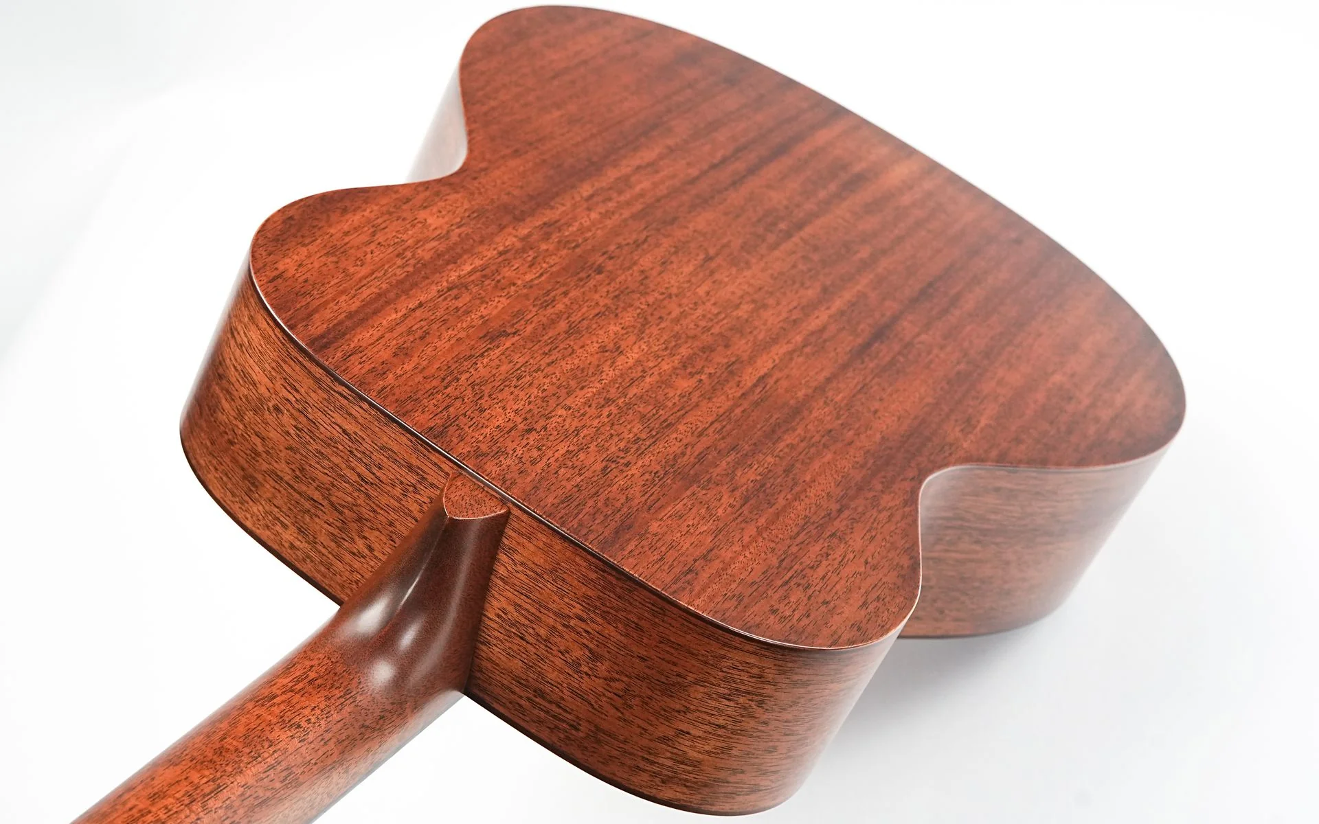 Martin 00017 Refresh - Image 9