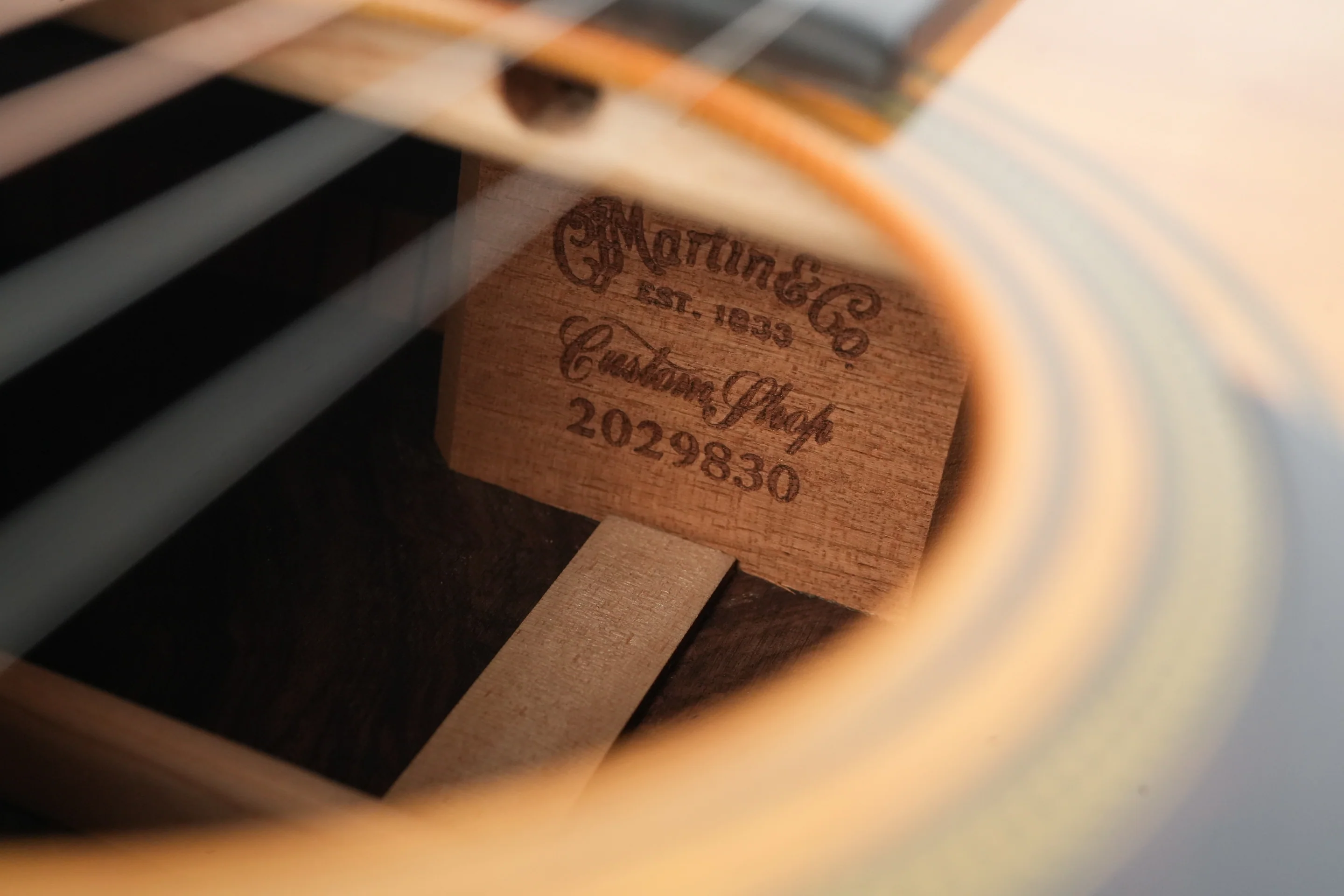 Martin 00028 Custom Shop Wild Grain 2016 - Image 11