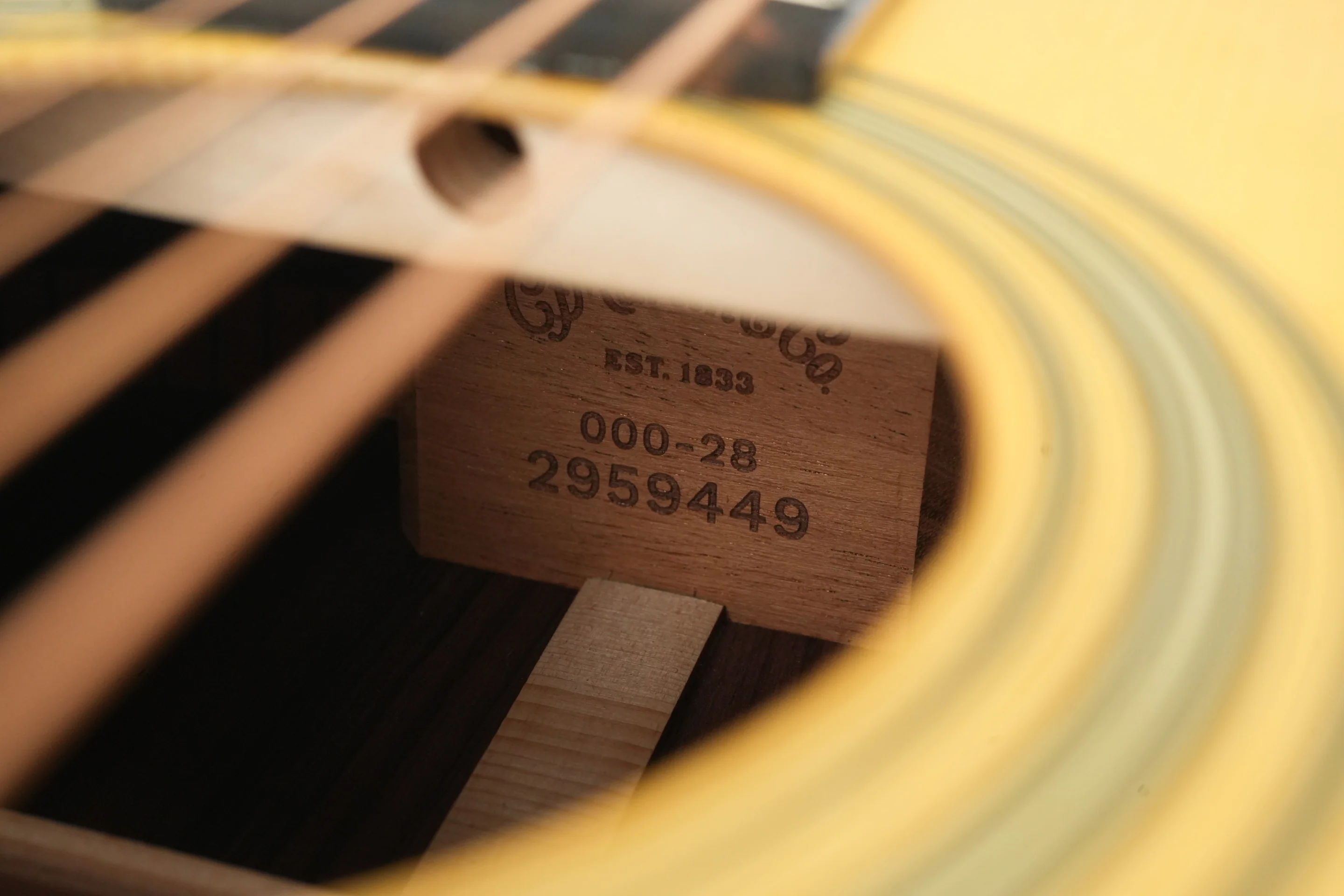 Martin 00028 Standard Refresh Lefty - Image 12