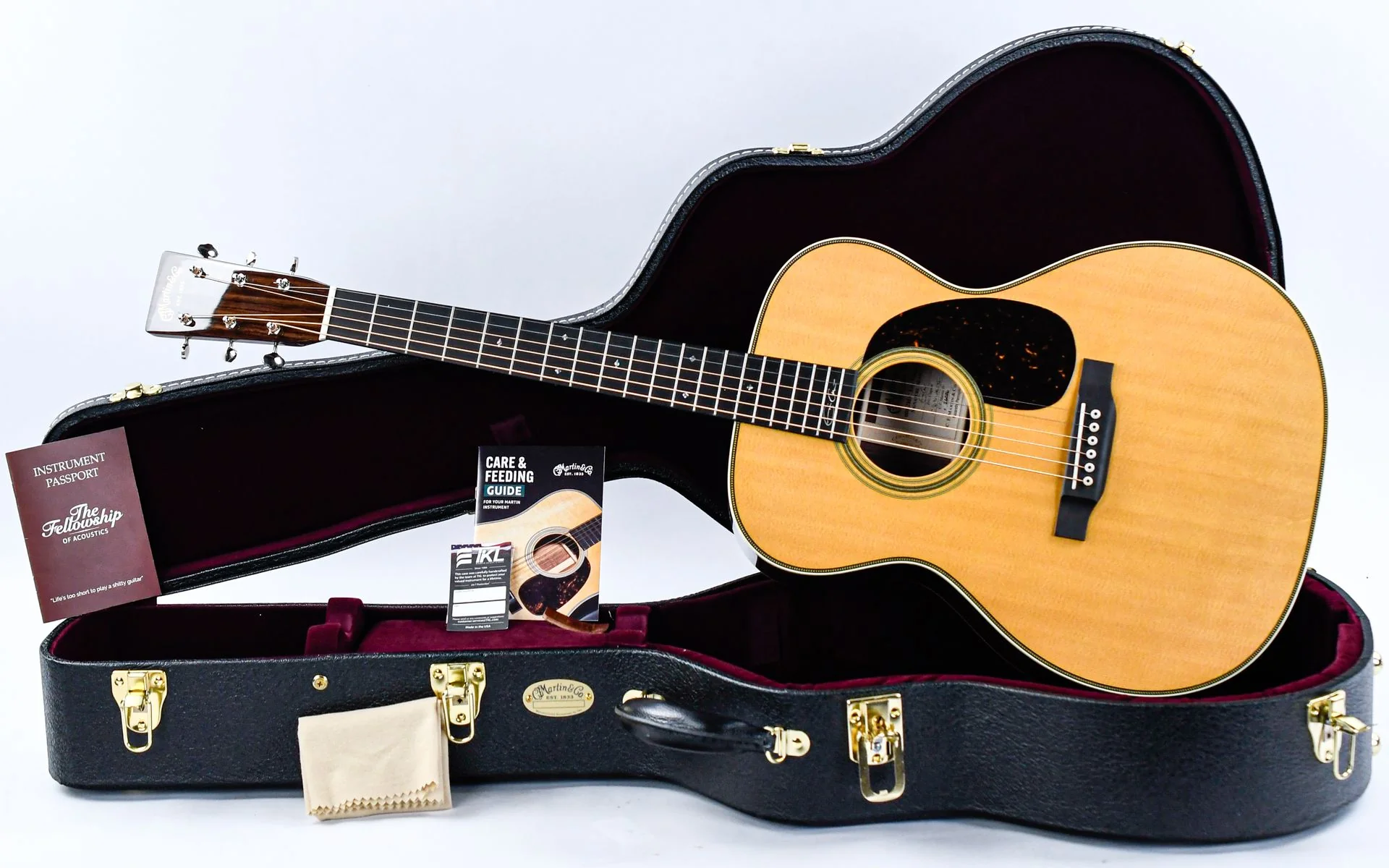 Martin 00028EC Eric Clapton Signature - Image 3