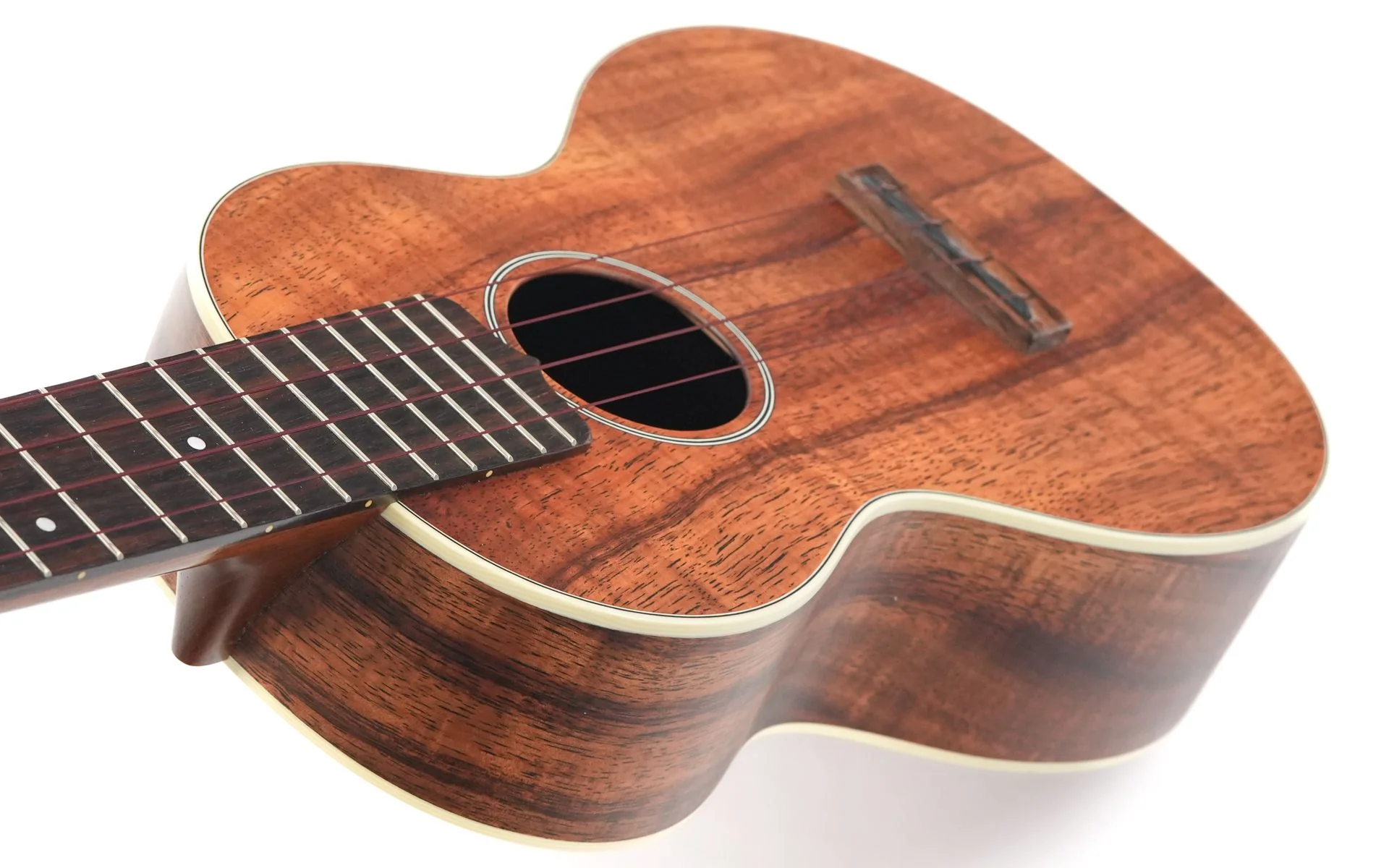 Martin 2KC Concert Ukelele Hawaiian Koa 2021 - Image 10