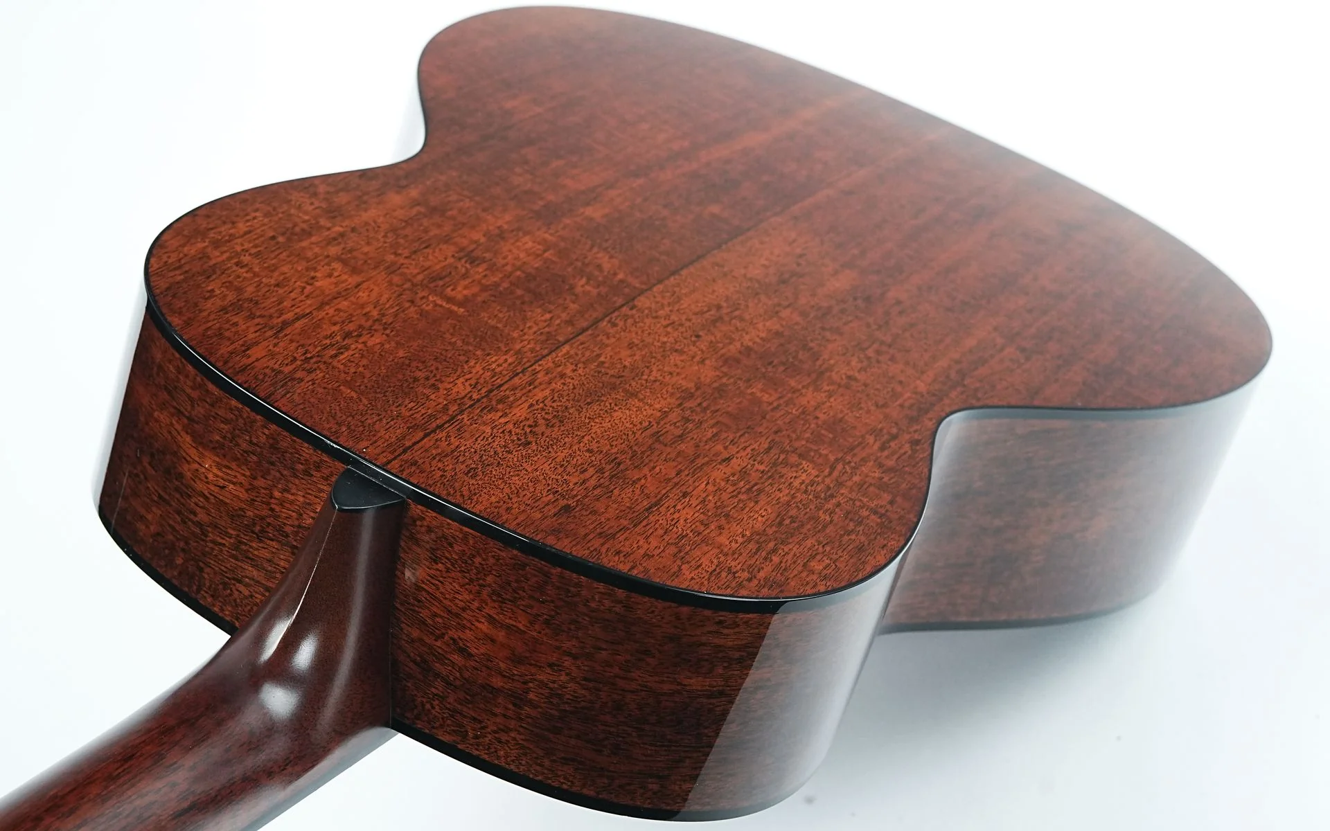 Martin Custom Shop 00018 12 fret Adirondack Mahogany 2023 - Image 9