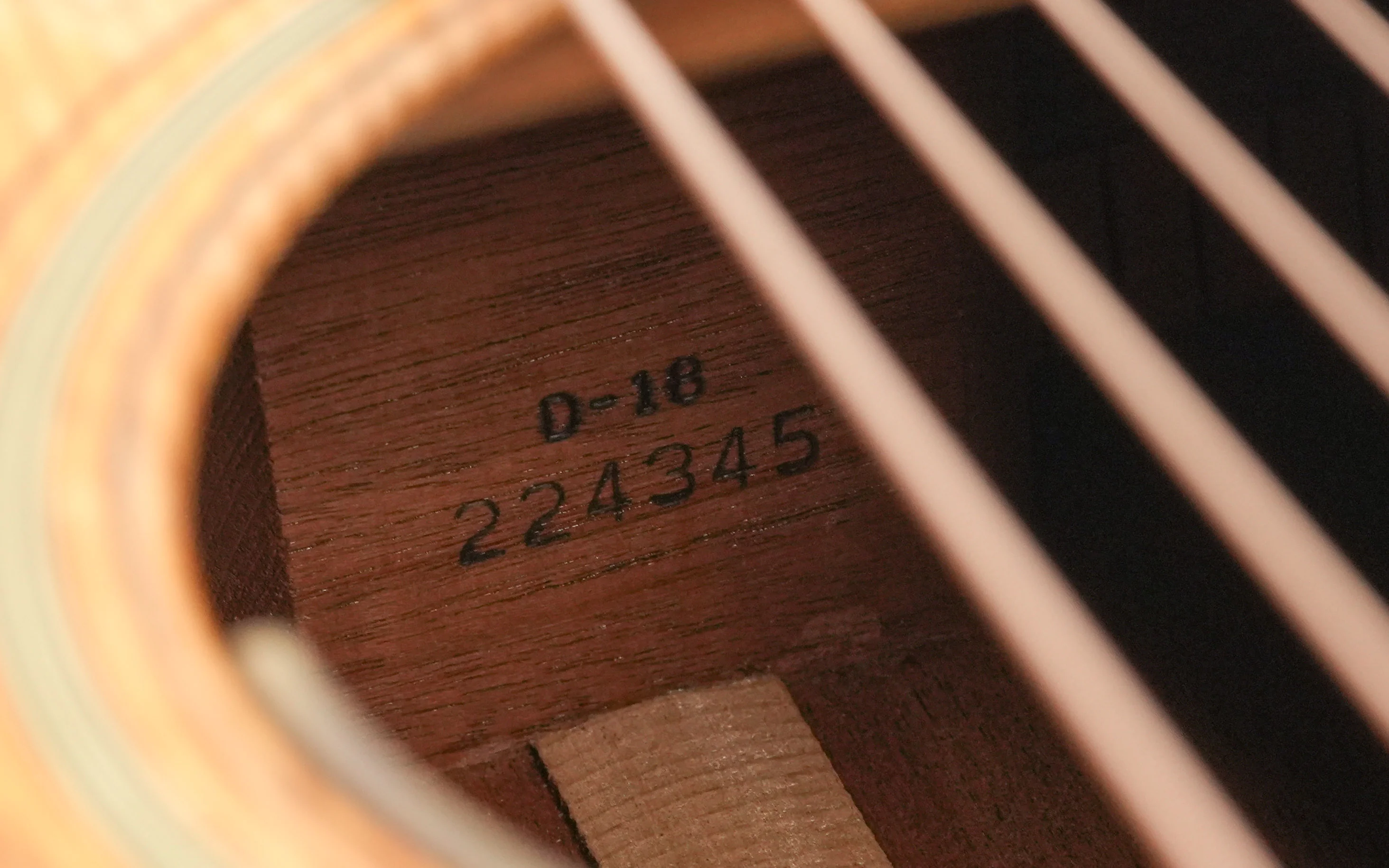 Martin D18 1967 - Image 11
