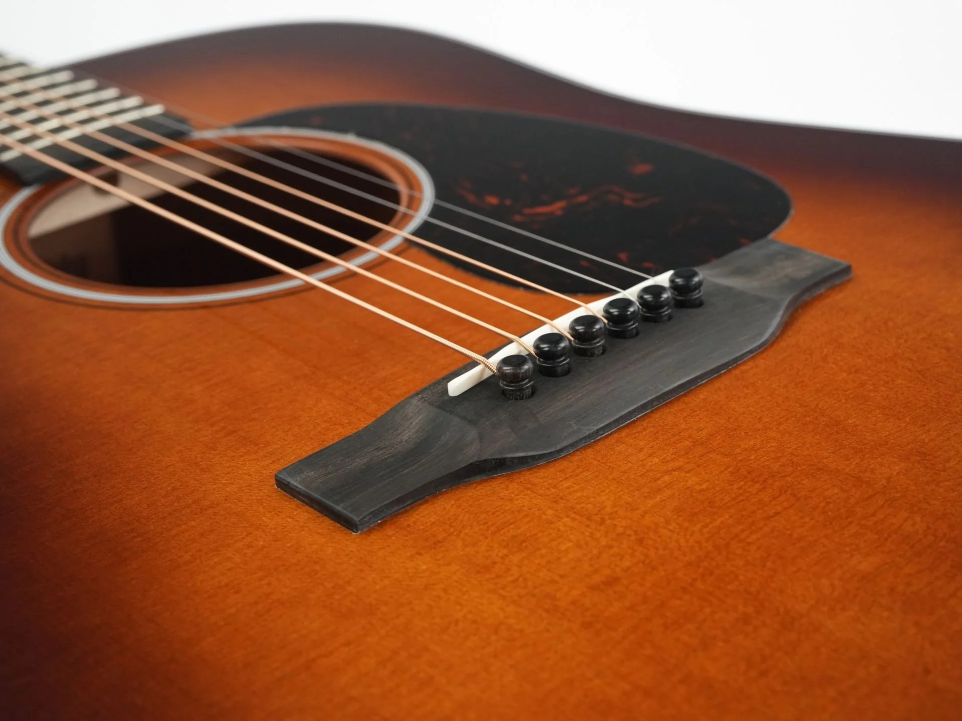 Martin D18 Standard Refresh Ambertone - Image 7