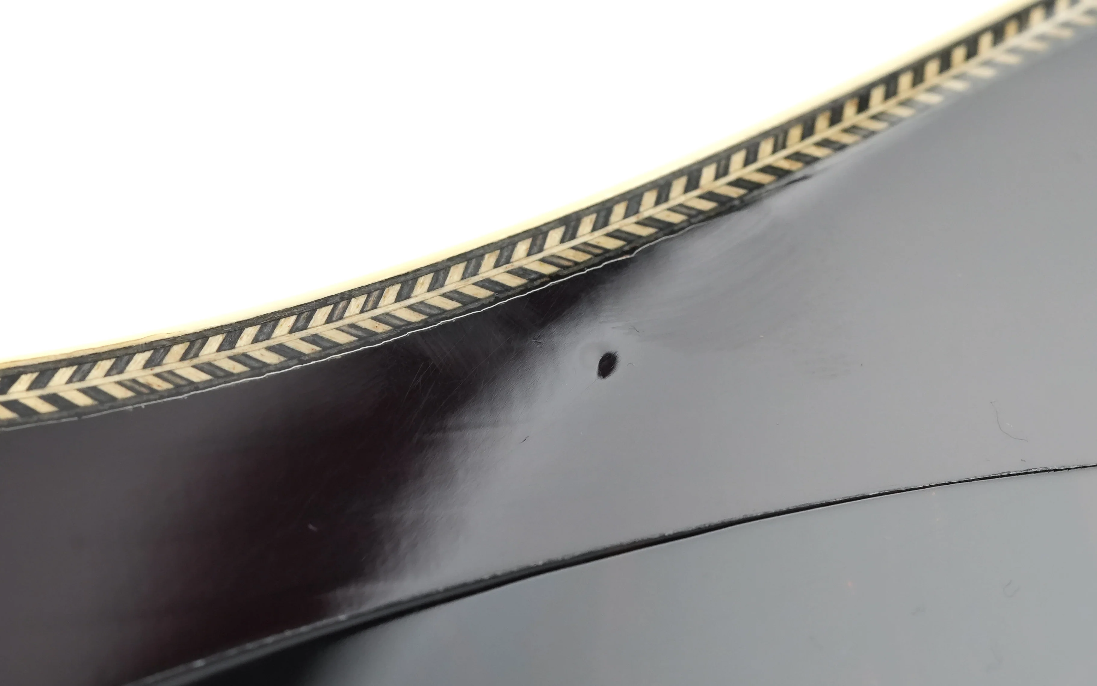 Martin D28 Marquis Sunburst 2015 - Image 13