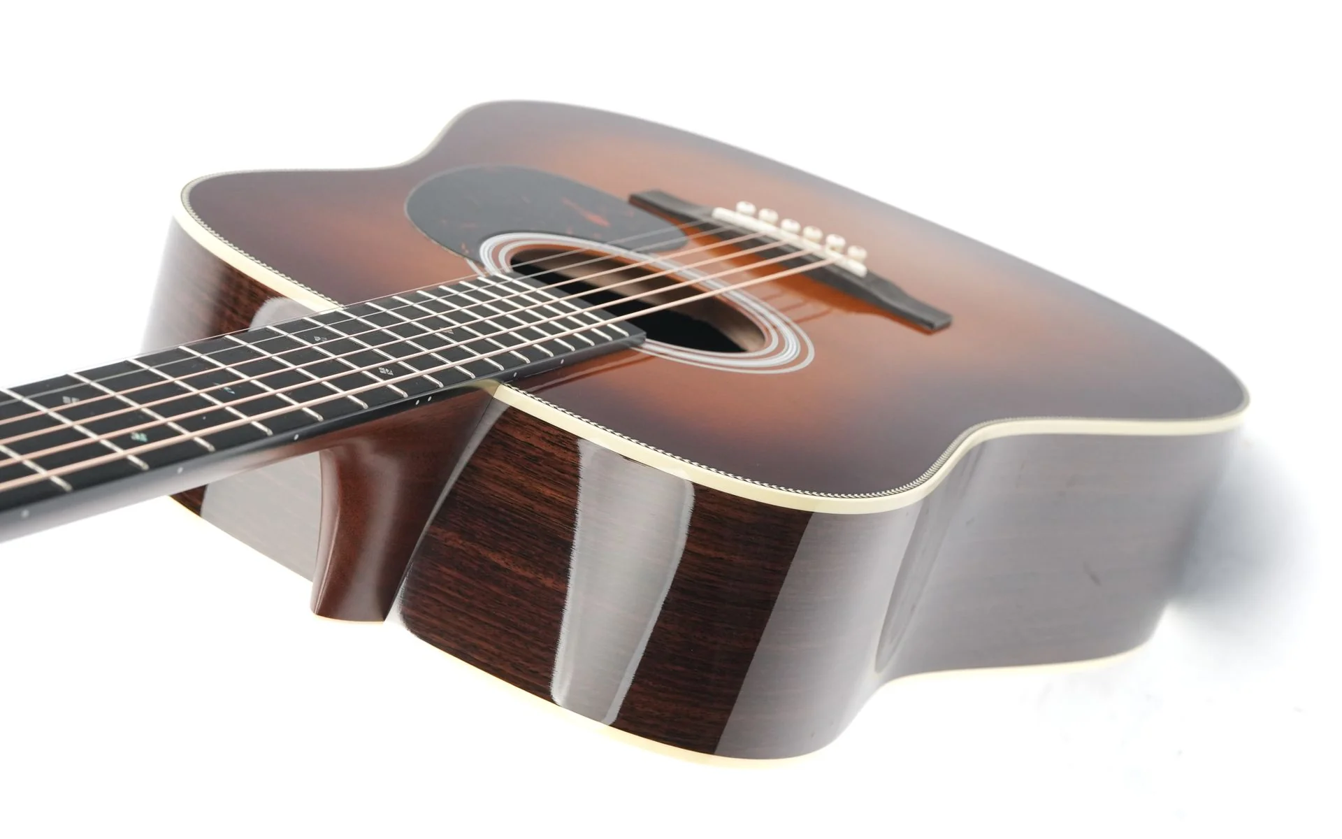 Martin HD28 Standard Refresh Ambertone - Image 10