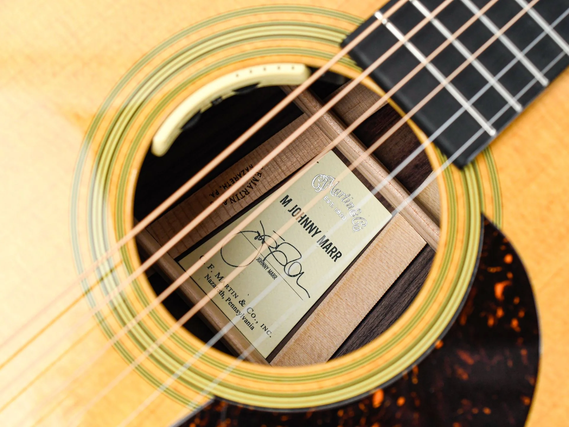 Martin M6 Johnny Marr - Image 12