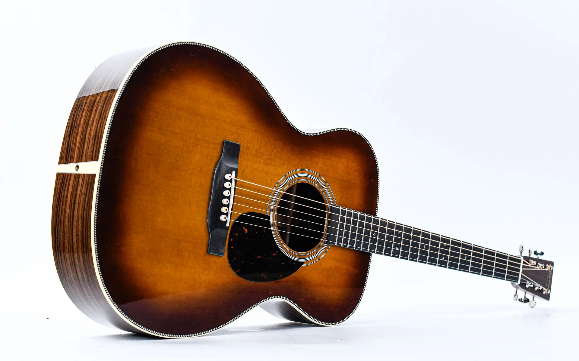 Martin OM28 Standard Refresh Ambertone - Image 13