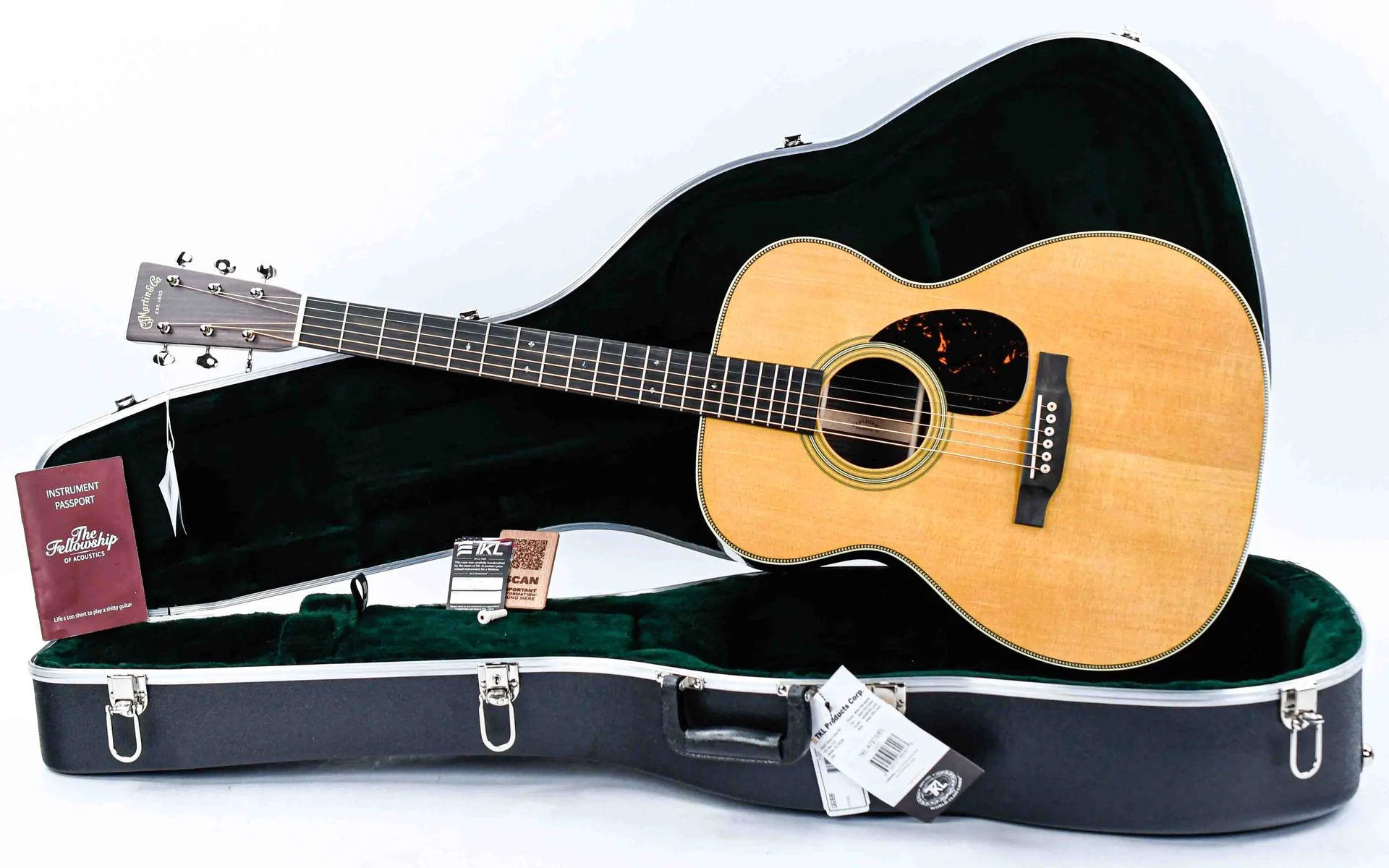 Martin OM28 Standard Refresh Natural - Image 3