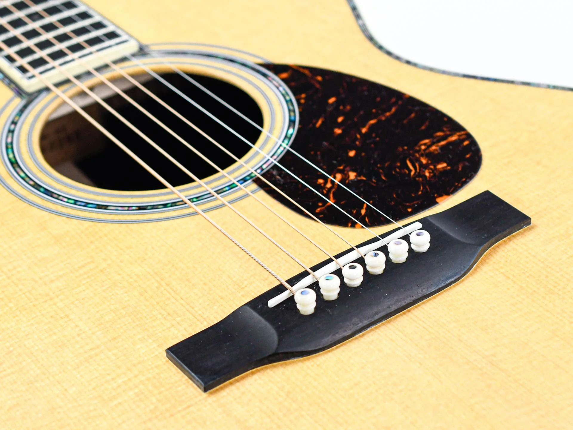 Martin OM42 Standard Refresh Natural - Image 6