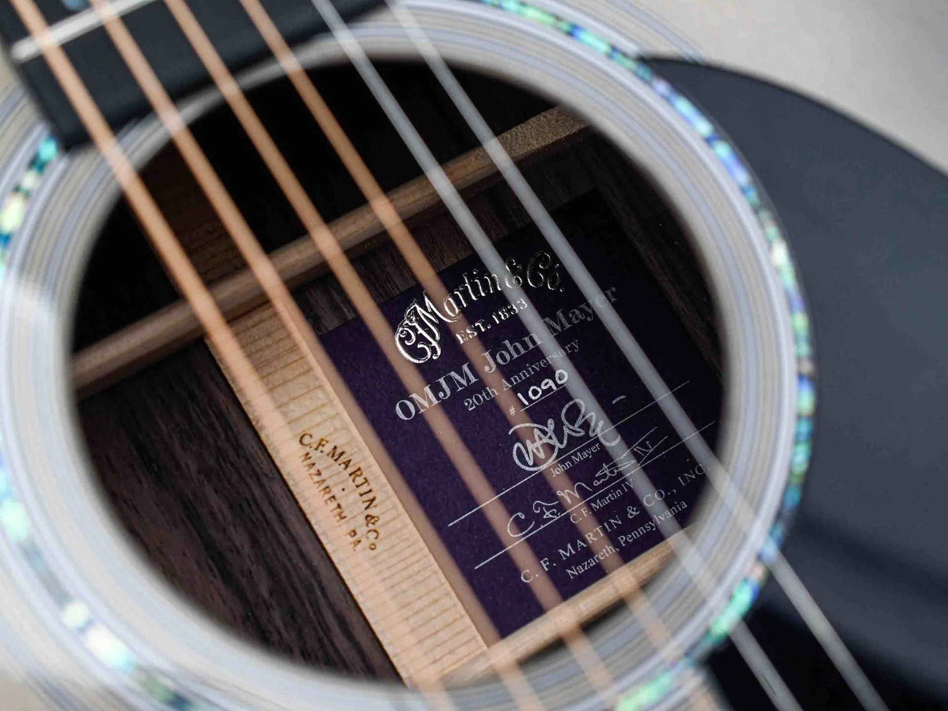 Martin OMJM Platinum 20th Anniversary Edition - Image 11