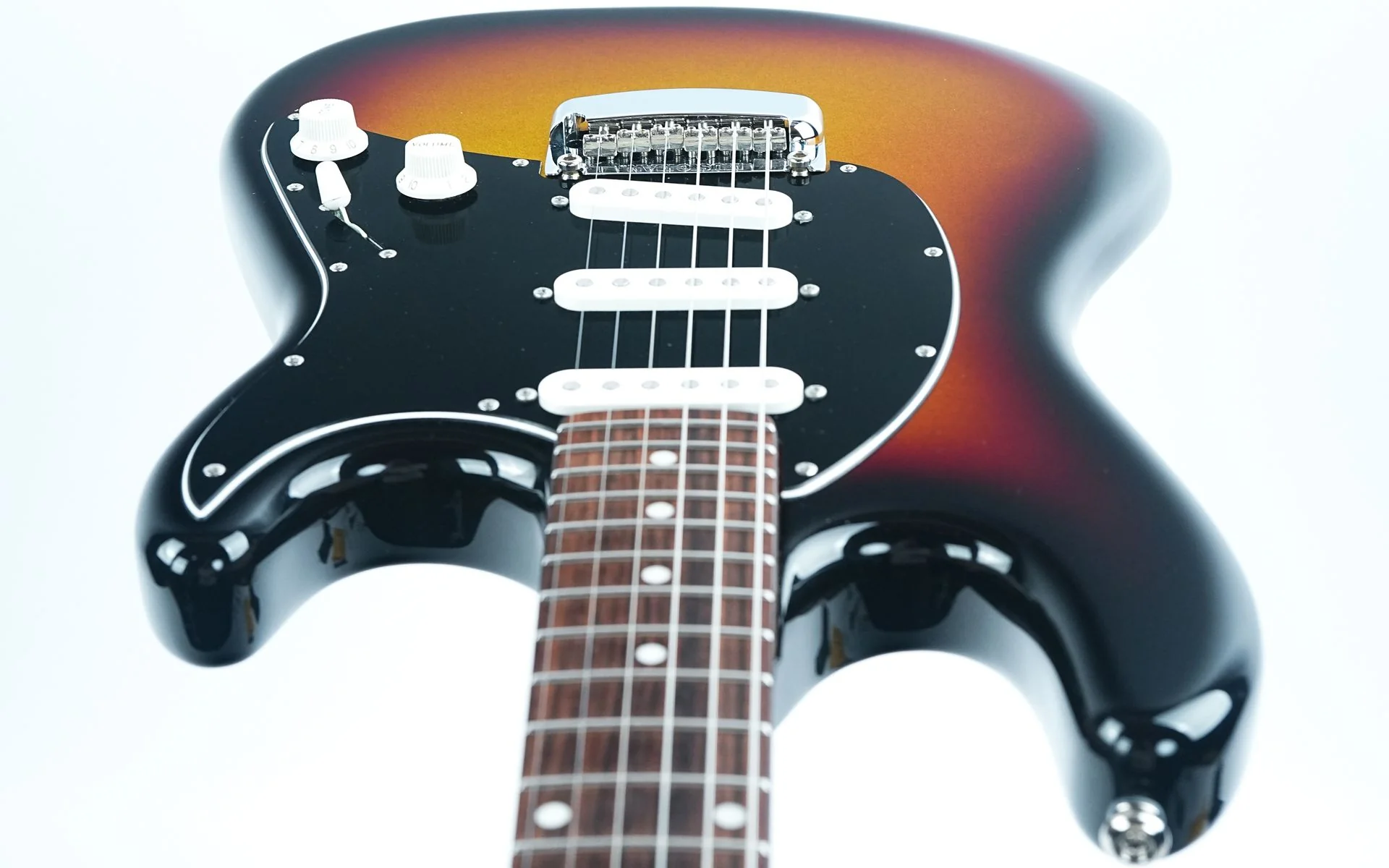 Music Man Cutlass HT Showtime Roasted Maple Rosewood 2023 - Image 12