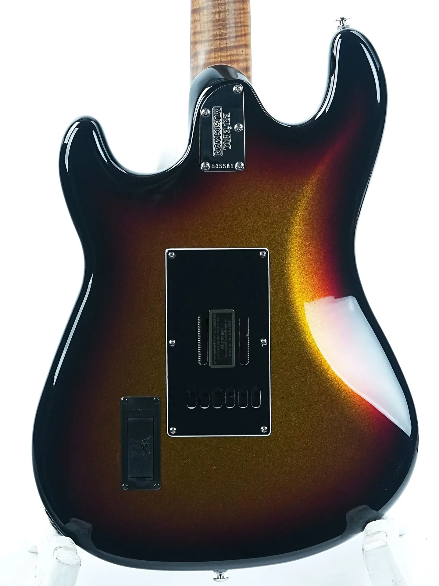 Music Man Cutlass HT Showtime Roasted Maple Rosewood 2023 - Image 8