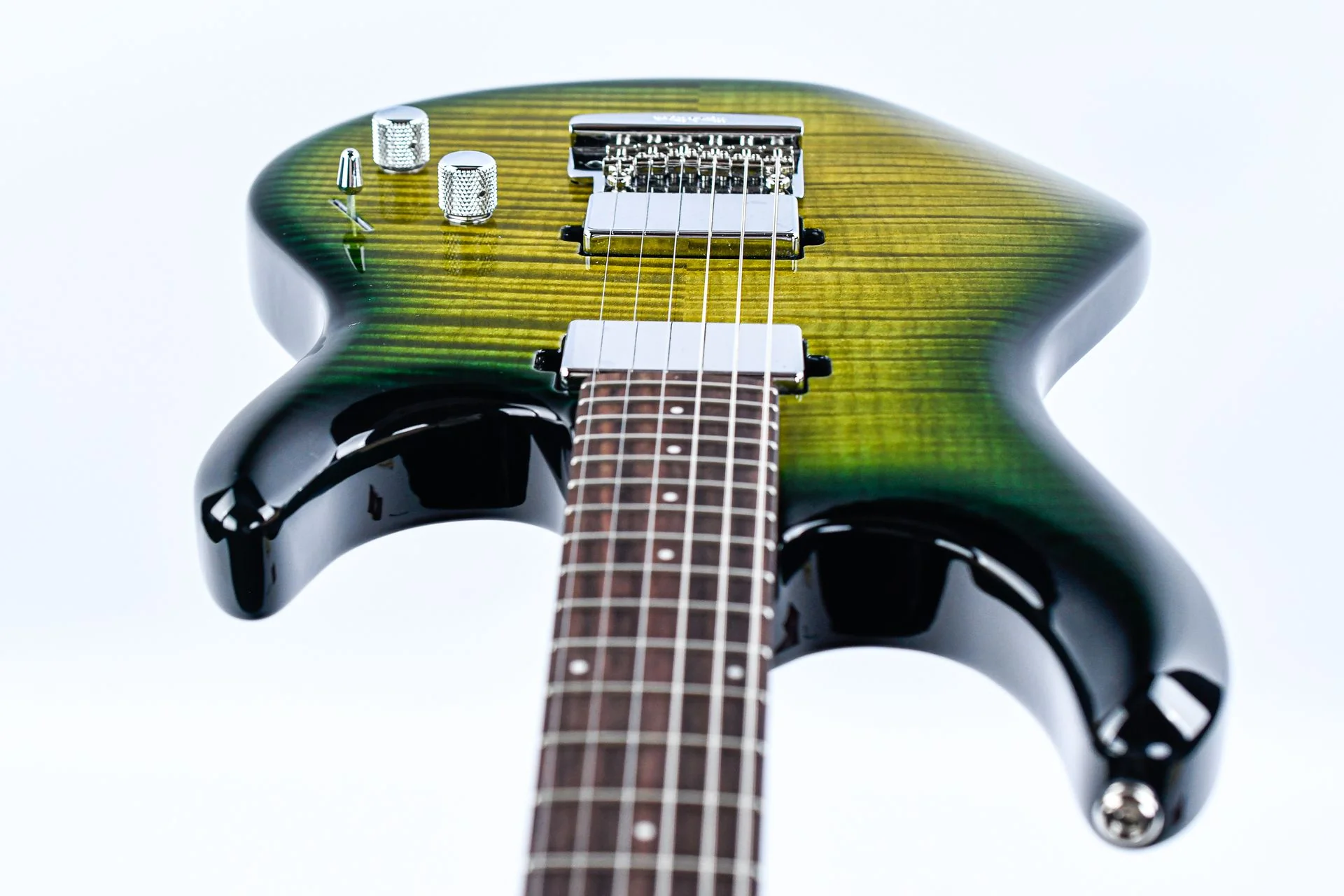 Music Man Luke 4 Maple Top Gator Burst - Image 12