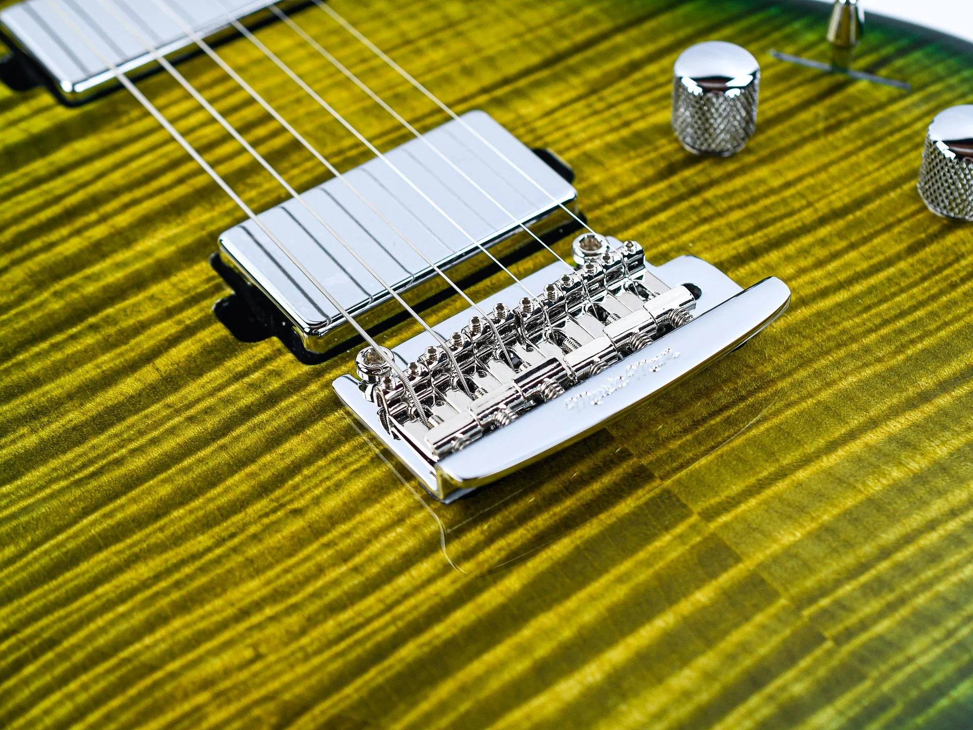 Music Man Luke 4 Maple Top Gator Burst - Image 7