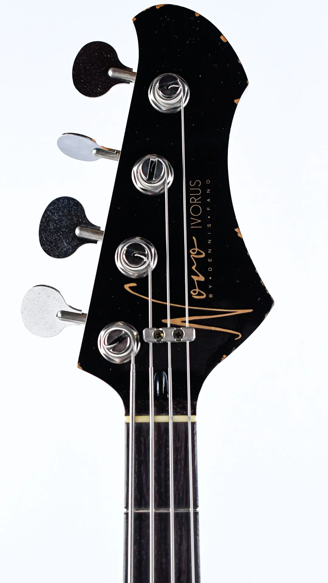 Novo Ivorus Bass 3 Tone Burst Light Aged - Image 2