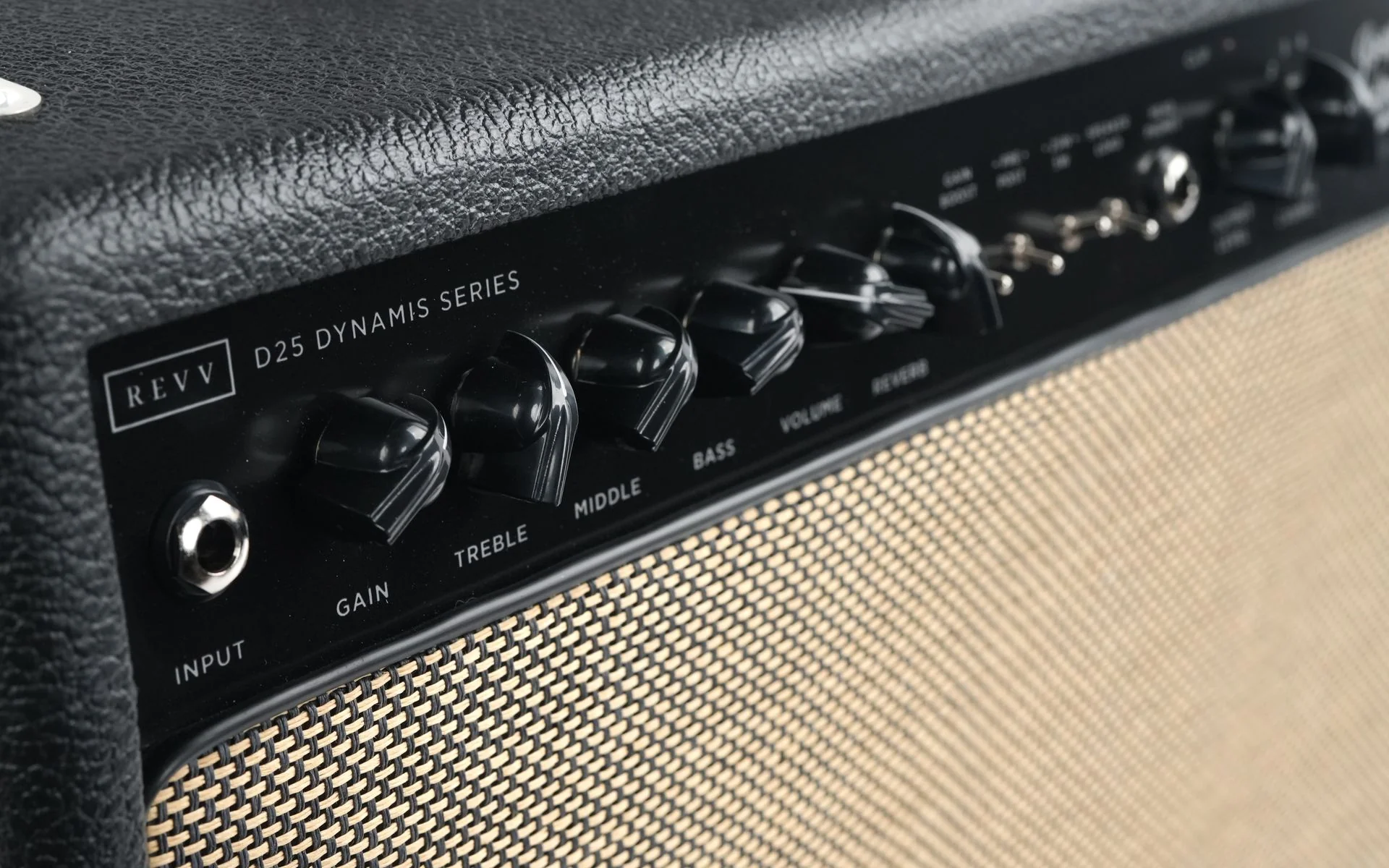 Revv D25 Joey Landreth Black Signature Combo - Image 3