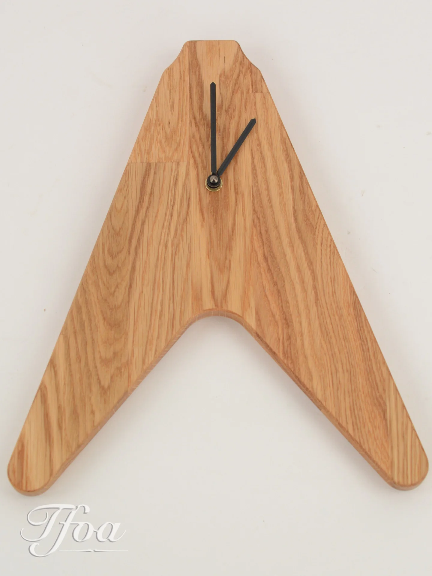 Ruwdesign Guitar Clock The V - Image 2
