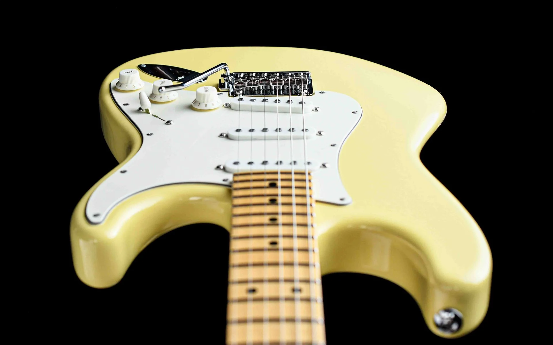 Suhr Classic S Antique Vintage Yellow Maple SSS - Image 12