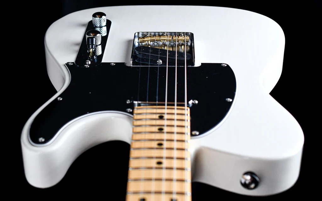 Suhr Classic T Trans White Maple - Image 13