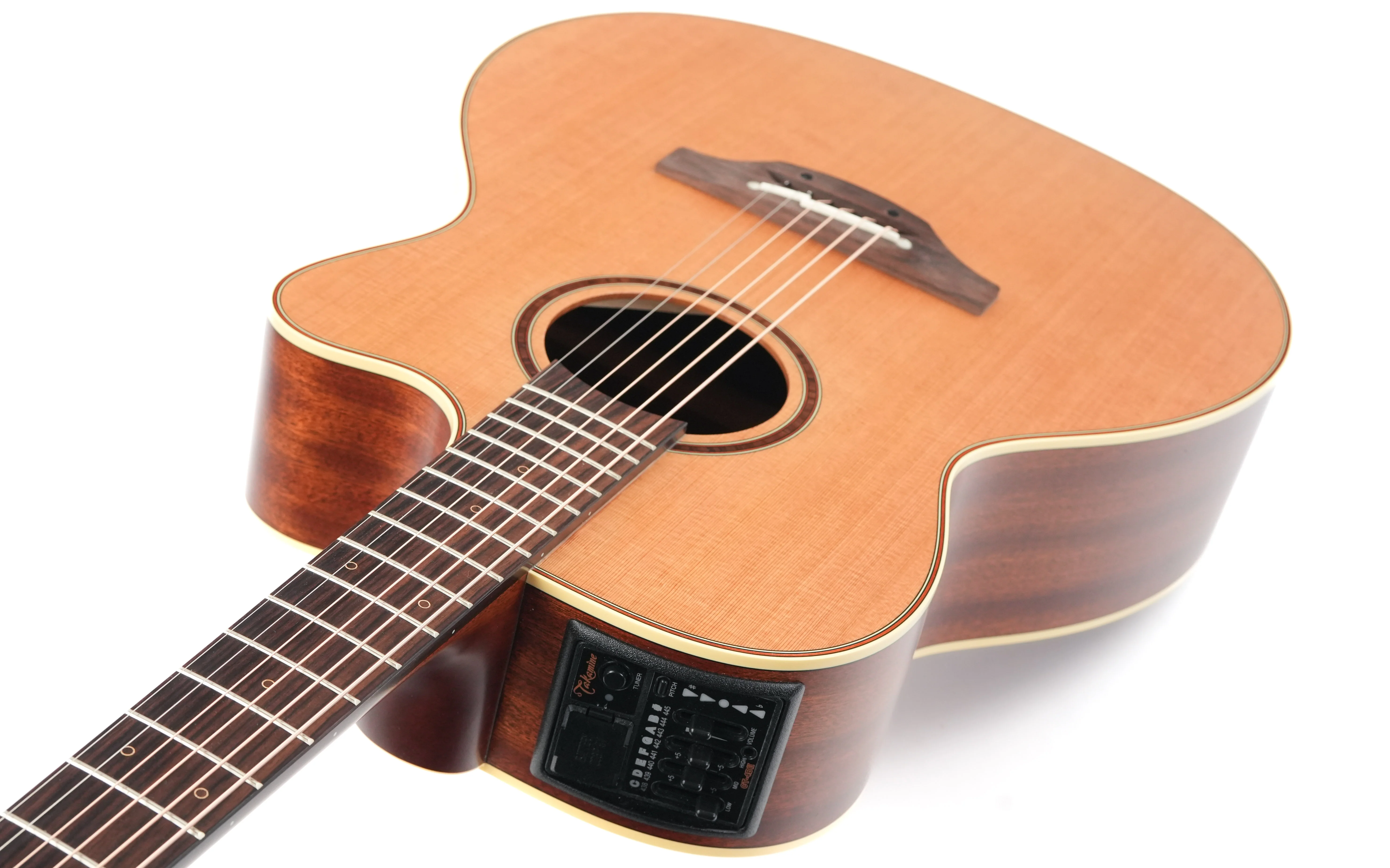 Takamine P3MC Cedar Sapele 2023 - Image 10