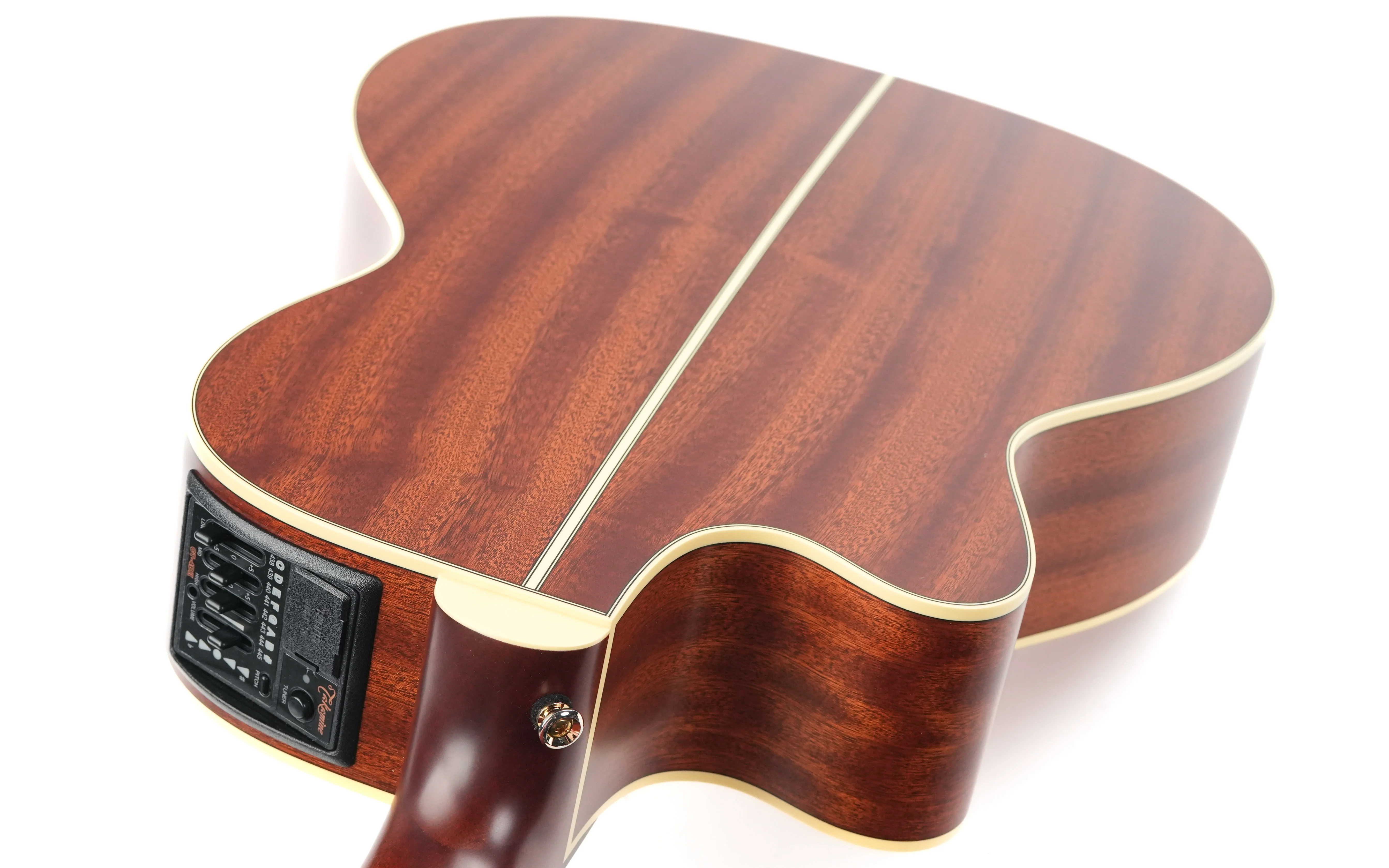 Takamine P3MC Cedar Sapele 2023 - Image 9