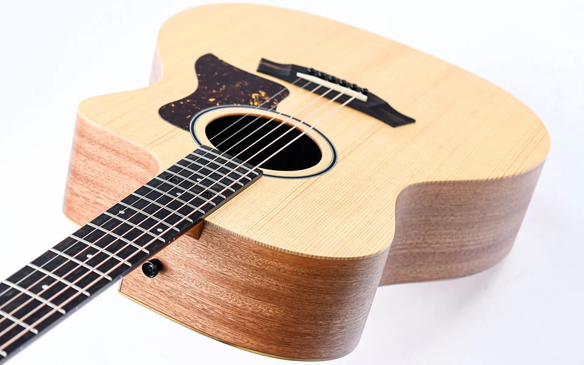 Taylor 14ce - Image 9