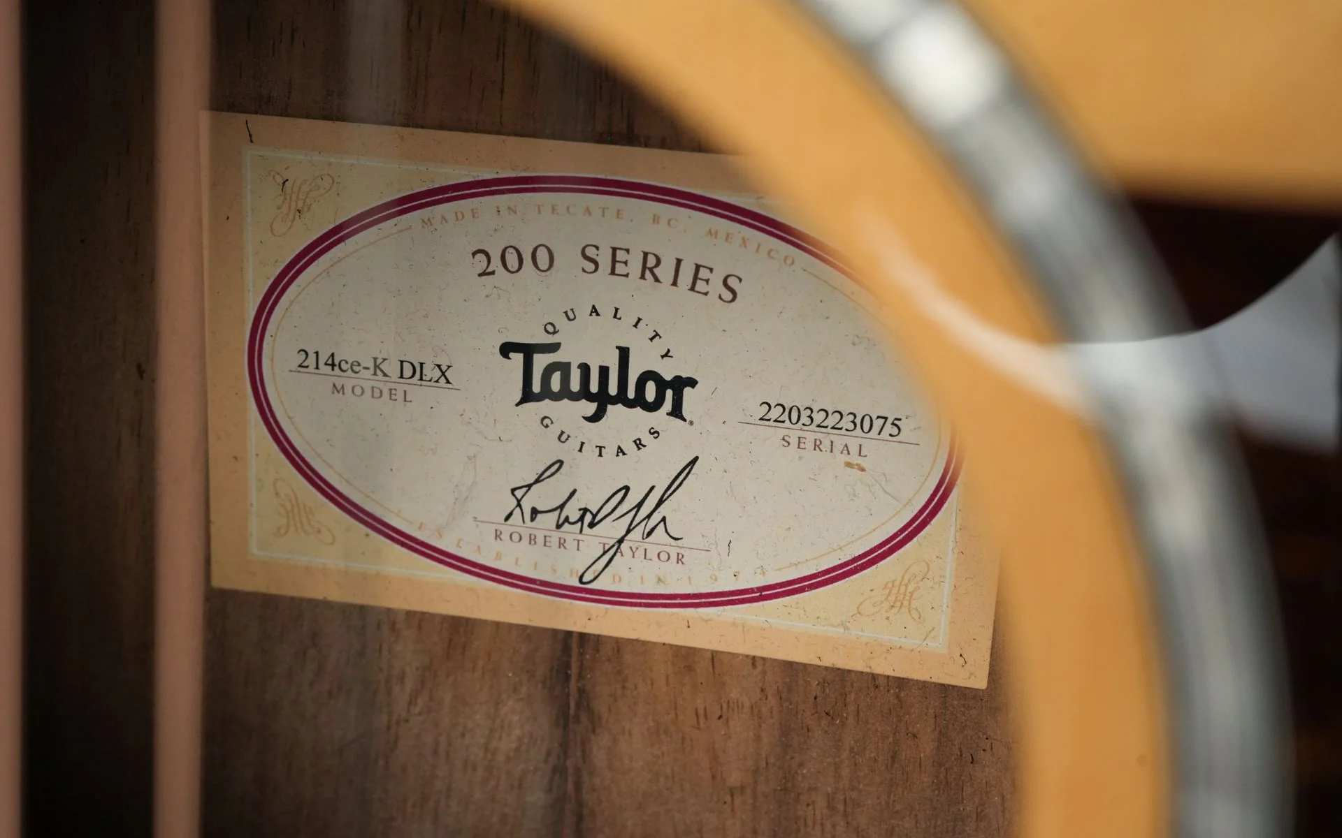 Taylor 214ce K DLX Koa Sitka Spruce 2023 - Image 12