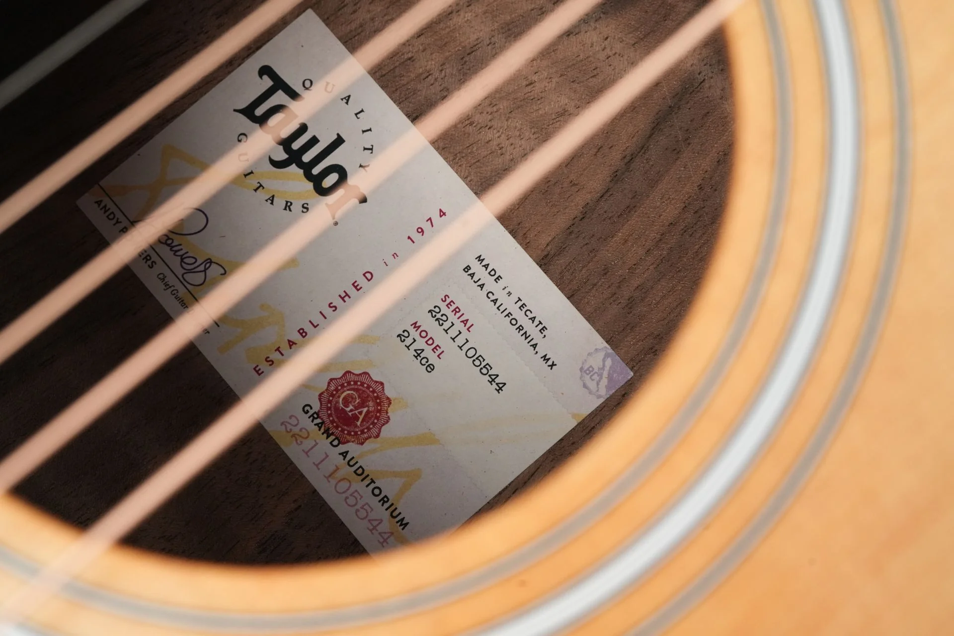 Taylor 214ce Lefty - Image 11