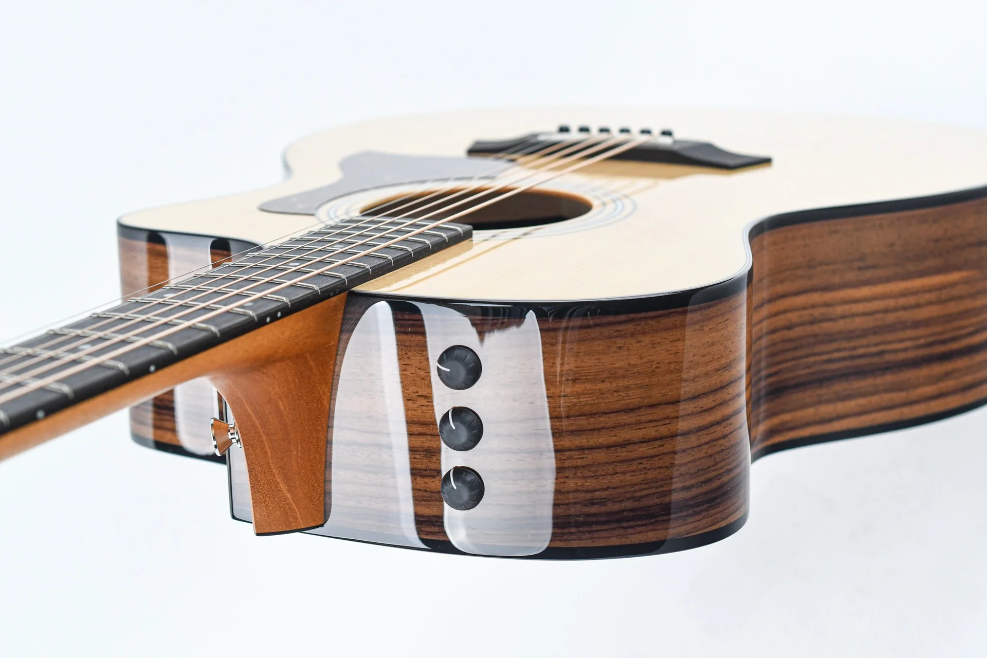 Taylor 214ce Plus - Image 10