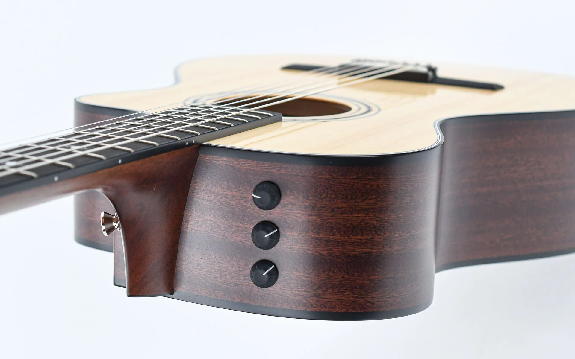 Taylor 312ce-N 12 Fret Sapele - Image 10