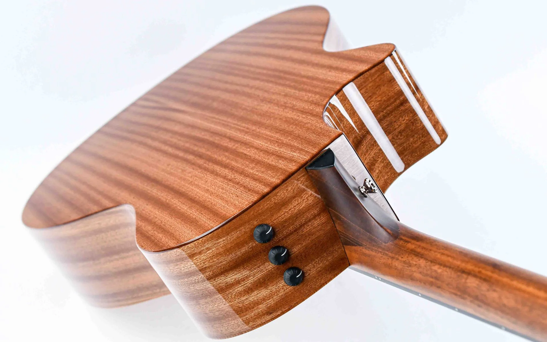 Taylor 314ce Studio Natural - Image 9