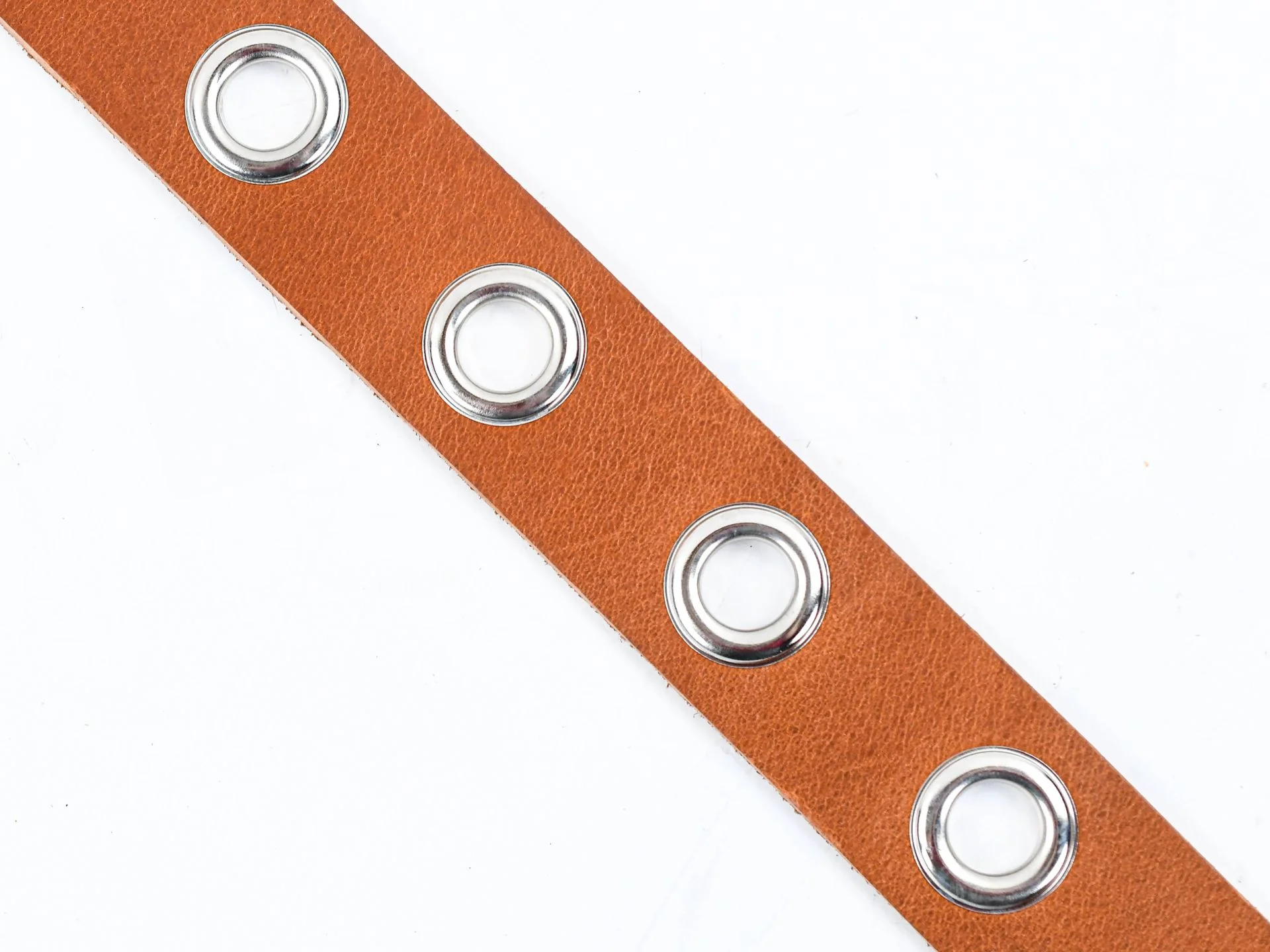 TFOA Liam's Knuckles and Leather Guitar Strap Cognac - Image 2
