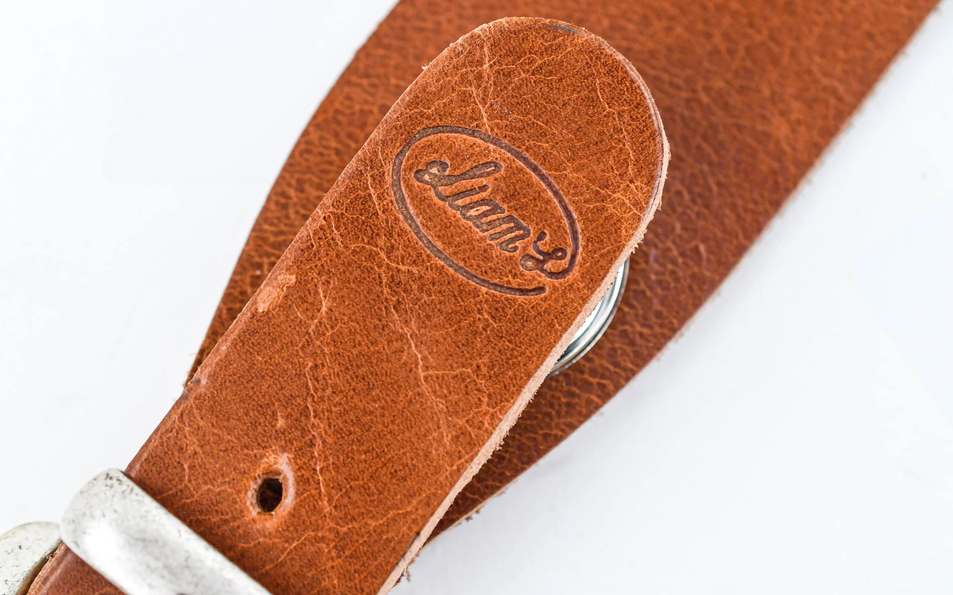 TFOA Liam's Knuckles and Leather Guitar Strap Cognac - Image 3