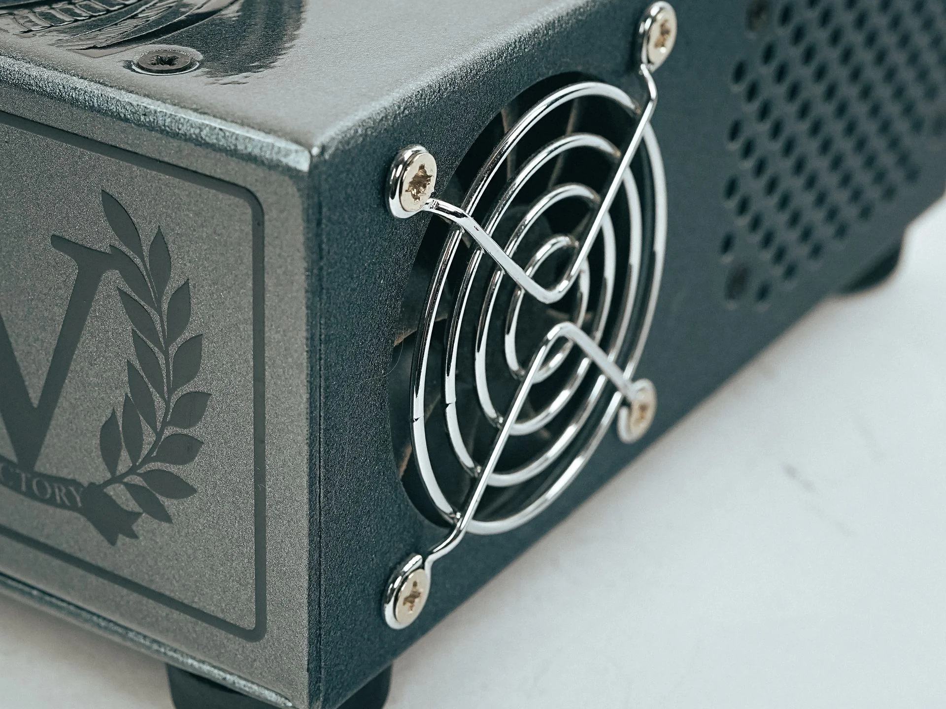 Victory V4 The Kraken Pedalboard Amp 2023 - Image 7
